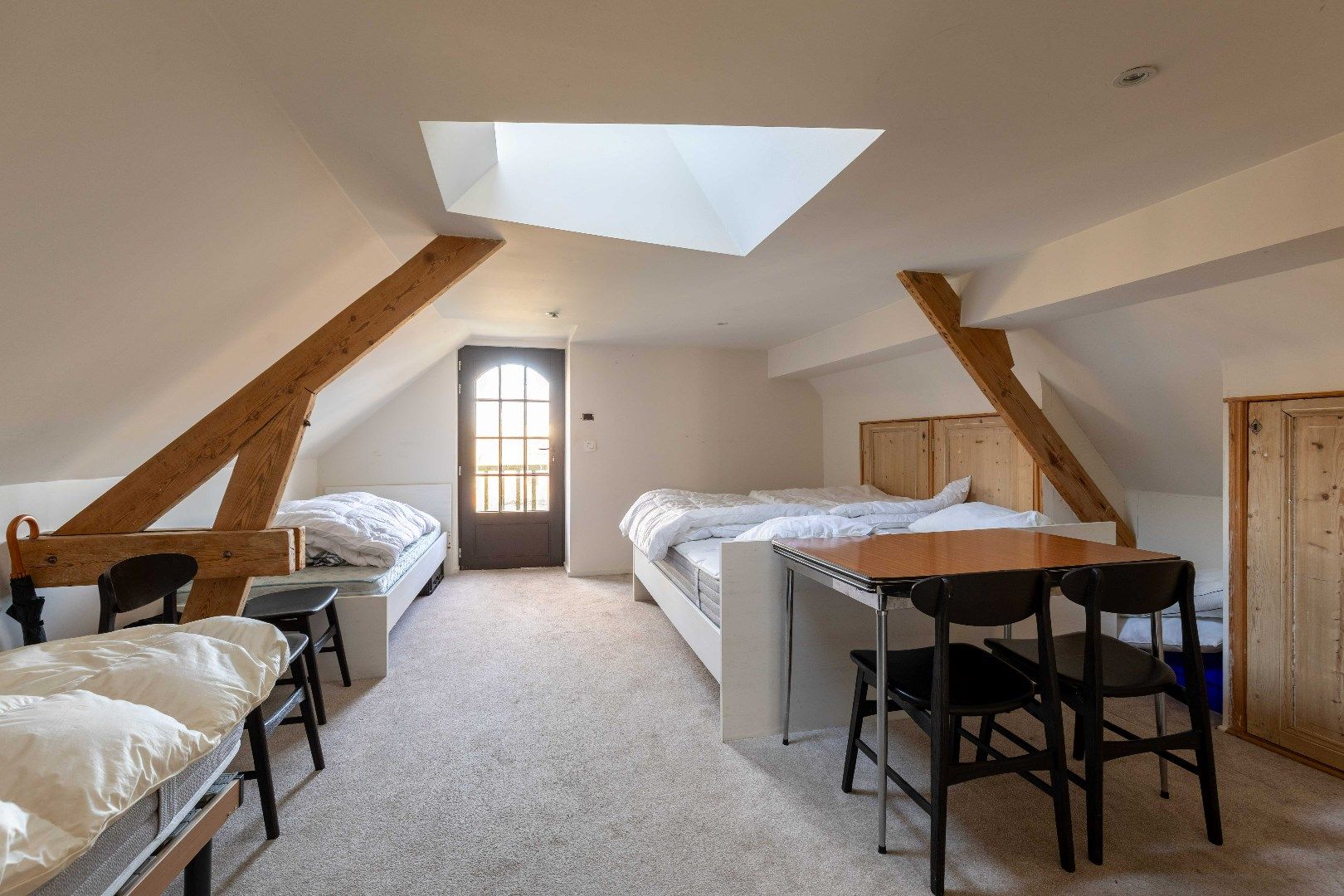 Luxe horecazaak met woonst, parking, terrassen en bureel te Oostduinkerke. foto 26