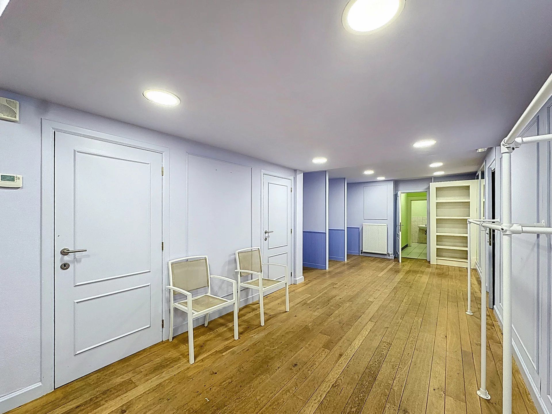 Gezellig handelspand voorzien van keuken en sanitair op toplocatie in Mol-centrum. foto 6