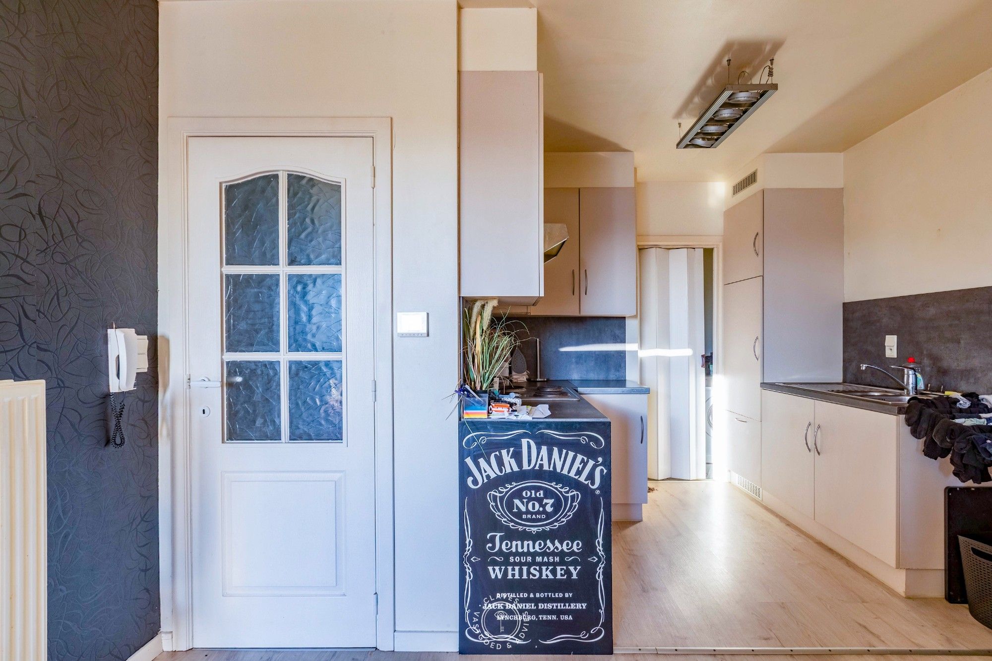 Praktische studio met terras en autostaanplaats foto 5