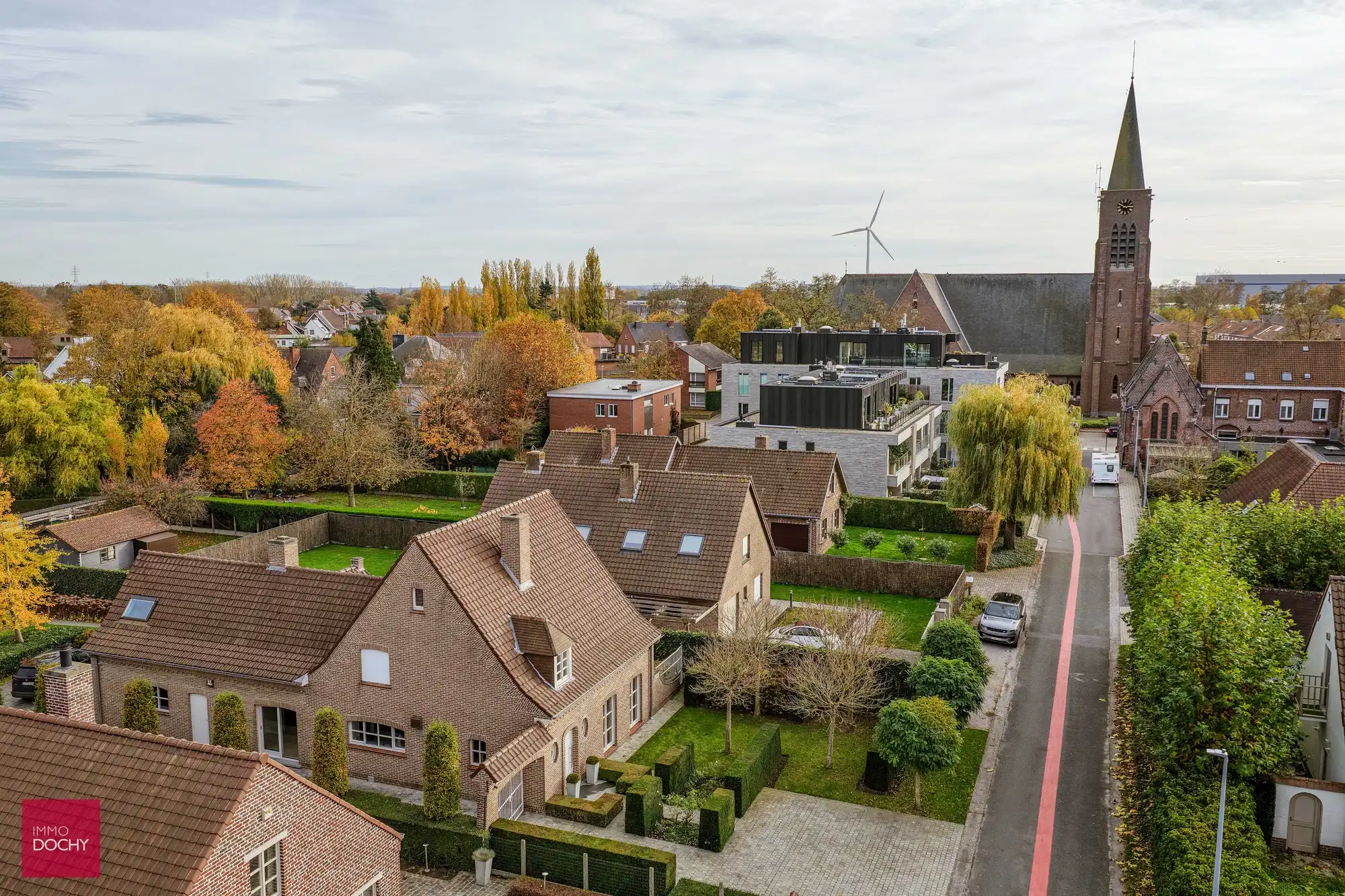 Standingvolle afgewerkte villa op rustige centrale ligging | doodlopend straatje foto 2