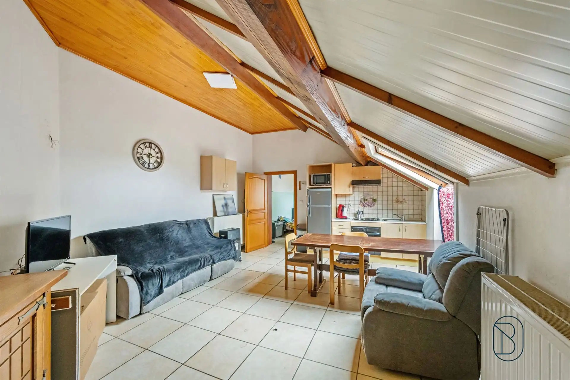 Verhuurde opbrengsteigendom met 4 appartementen in Froidmont foto 9