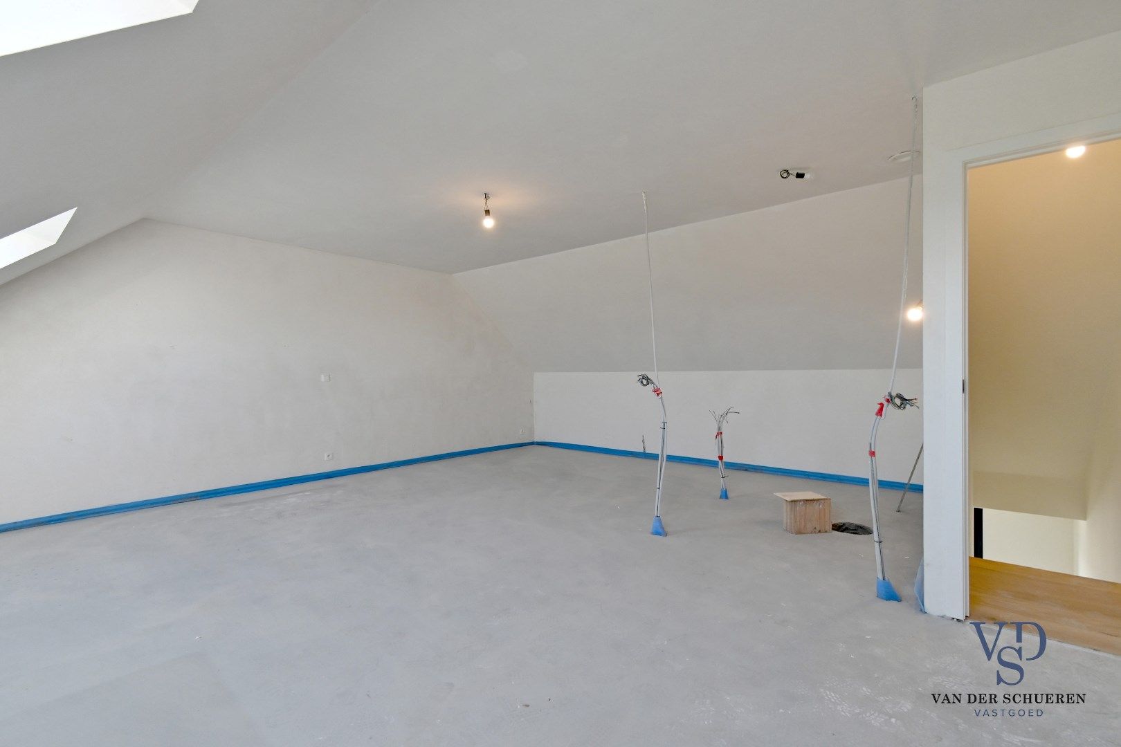 IN OPTIE ! Half Open Bebouwing met afzonderlijke garage  foto 34