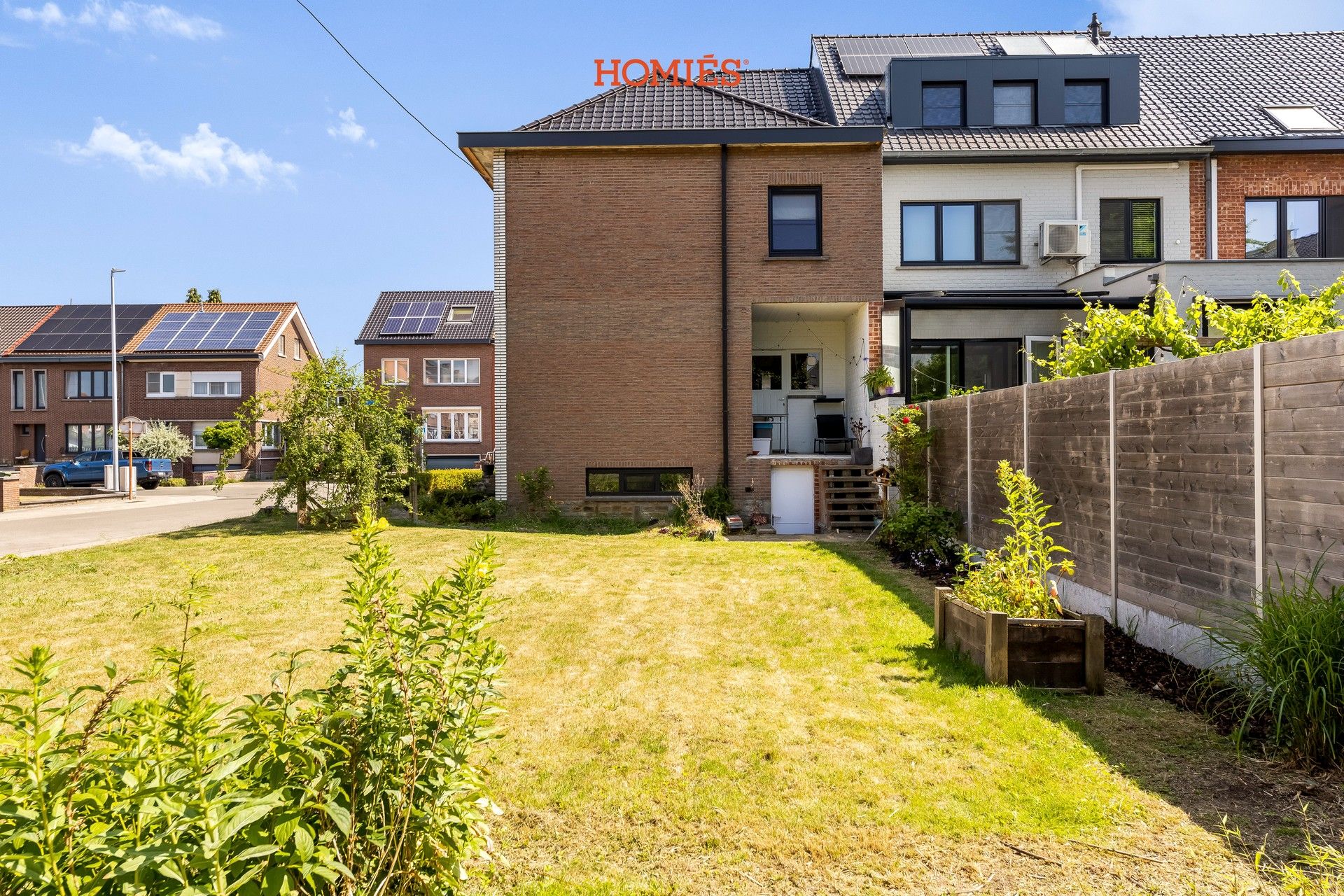 Ruime halfopen woning met tuin in Kessel-Lo foto 3