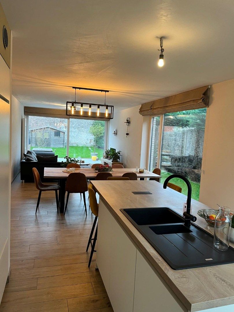 Energiezuinige Half Open  met garage foto 7