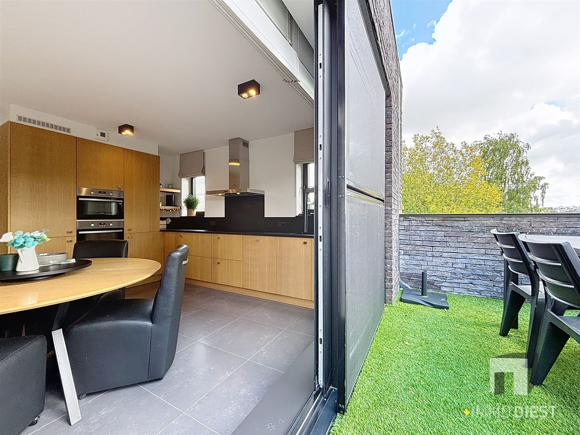 Modern duplex appartement met 3 slpkmrs foto 9
