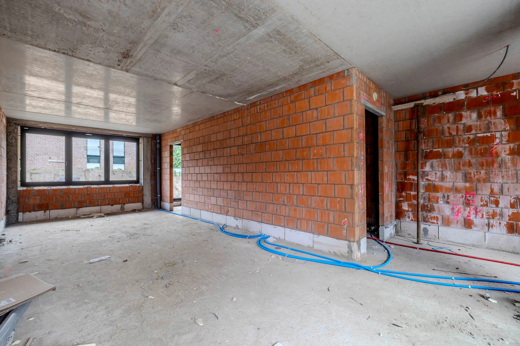 Semi-casco nieuwbouwwoning nabij centrum Nijlen met o.a. 3 slpks foto 5