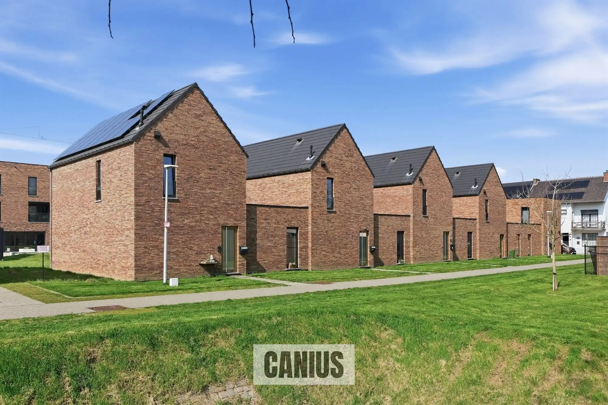 KNAPPE WONING NABIJ HET CENTRUM foto 25