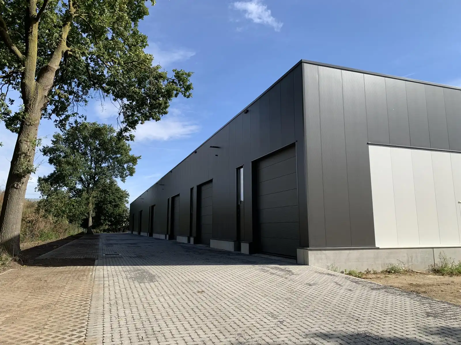 Bedrijfsvastgoed te huur foto 3