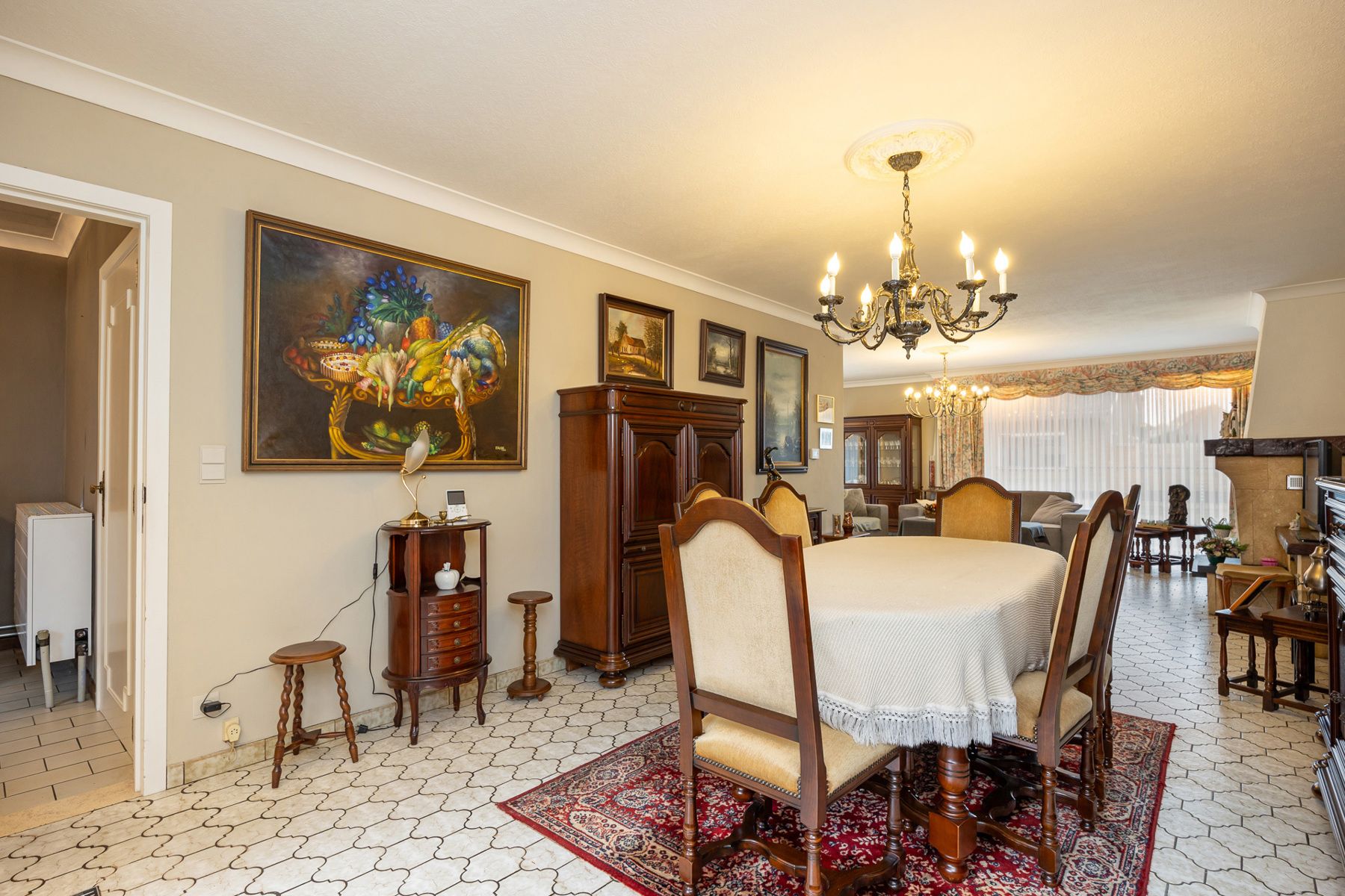 Ruime karaktervolle woonst met magazijn bij Berlare centrum foto 5