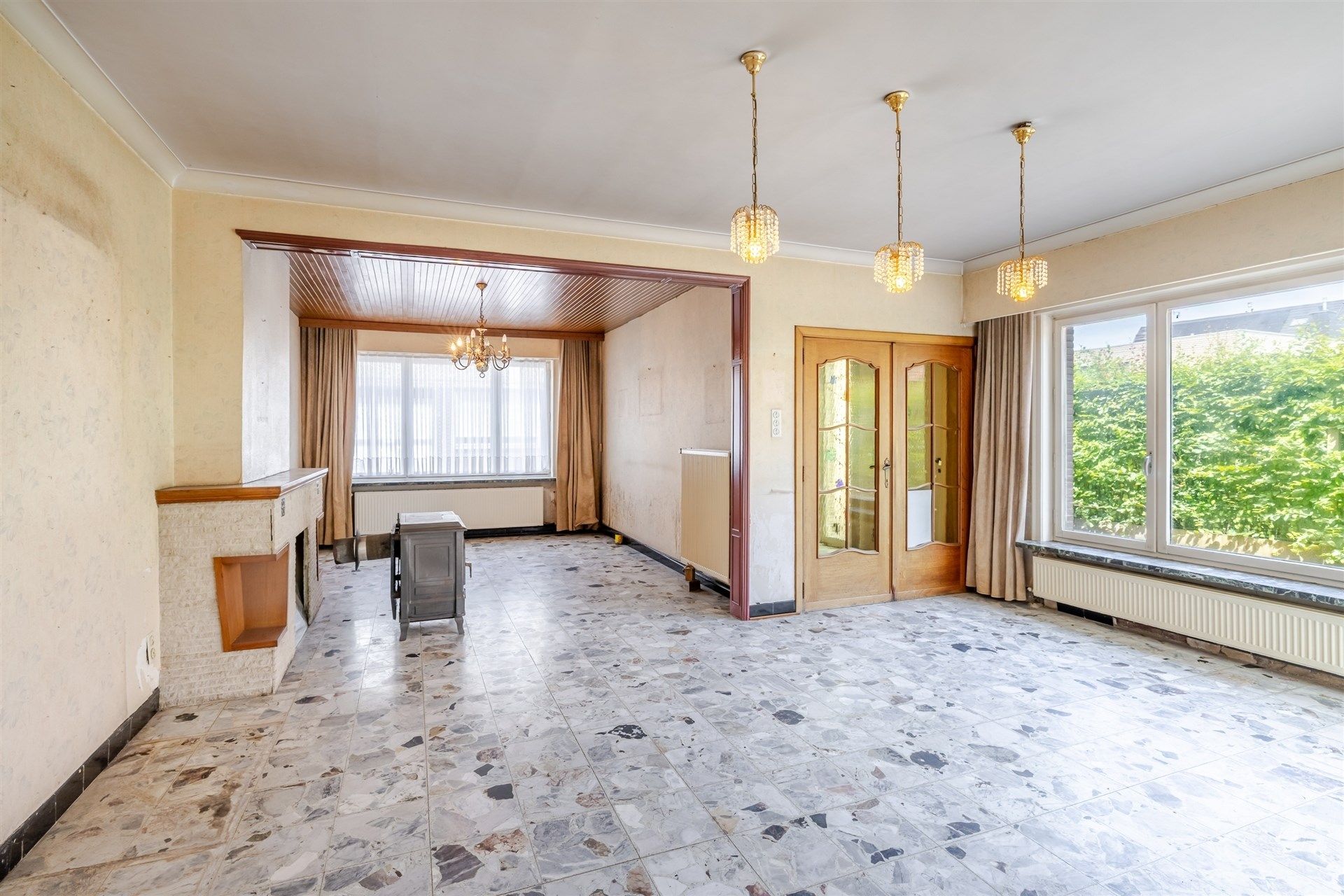 Halfopen renovatiewoning met  verdere mogelijkheden in centrum Wetteren foto 5