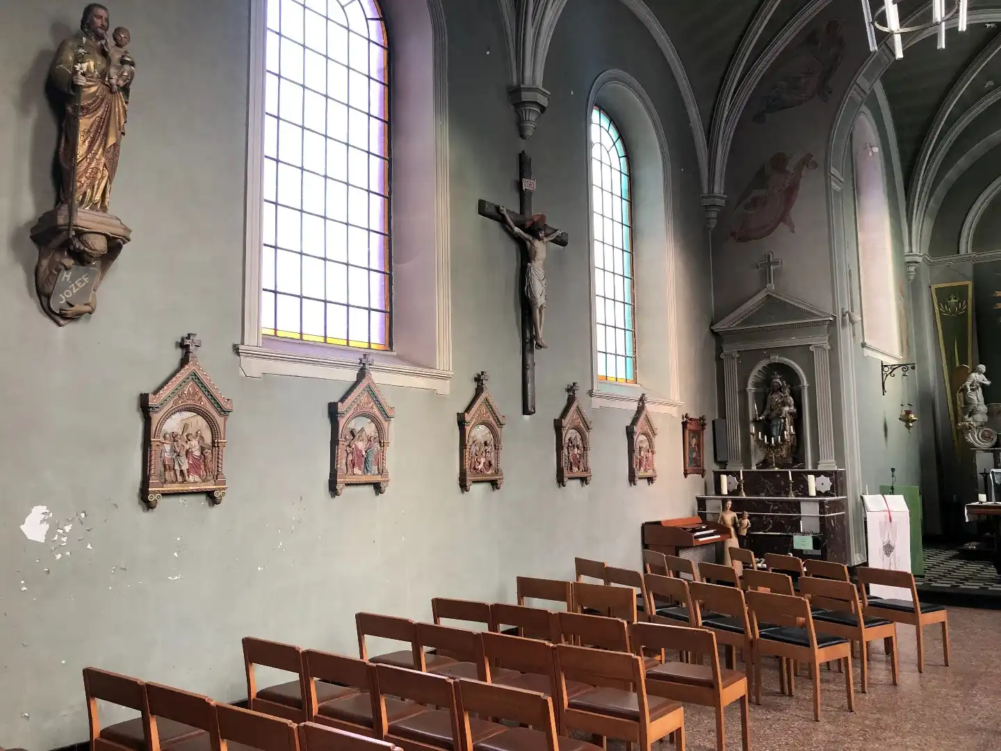 Uitzonderlijke eigendom te koop: Historische kerk van Diets-Heur (Tongeren) foto 4