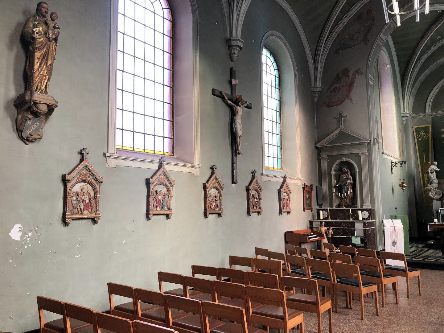 Uitzonderlijke eigendom te koop: Historische kerk van Diets-Heur (Tongeren) foto 4