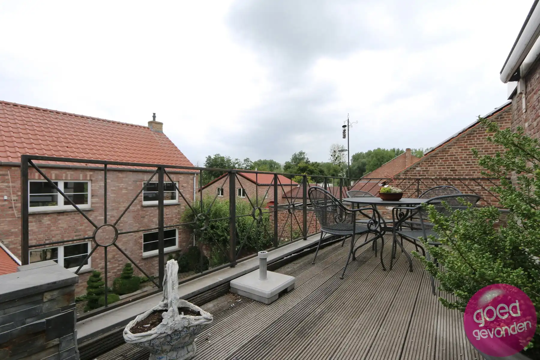 UNIEKE DUBBELE WOONST - TUIN - TERRAS - PARKING foto 52