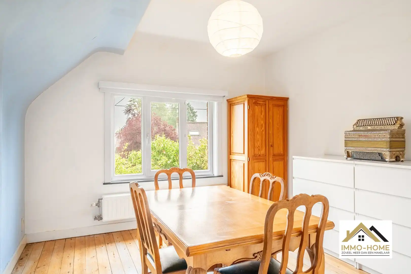 Instapklare woning met ruime tuin op topligging  foto 12
