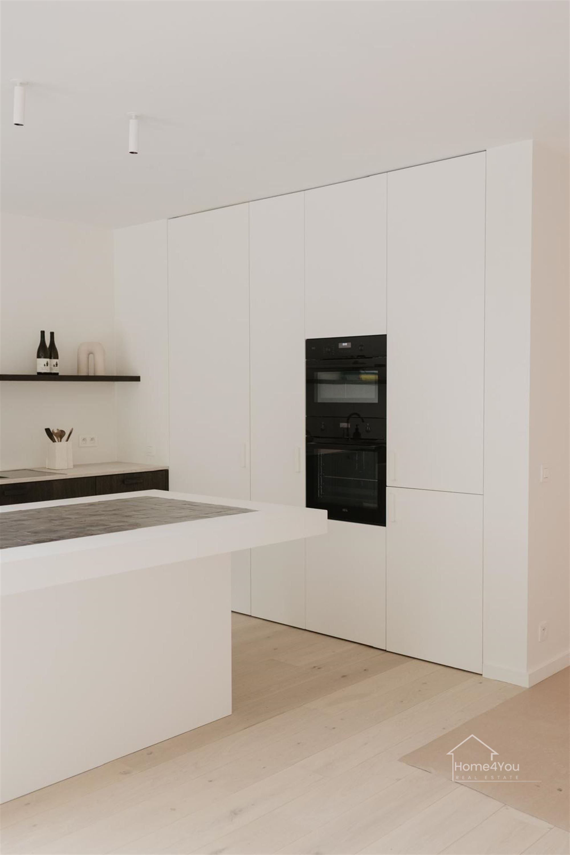Net gerenoveerde woning op toplocatie in ’s-Gravenwezel foto 7