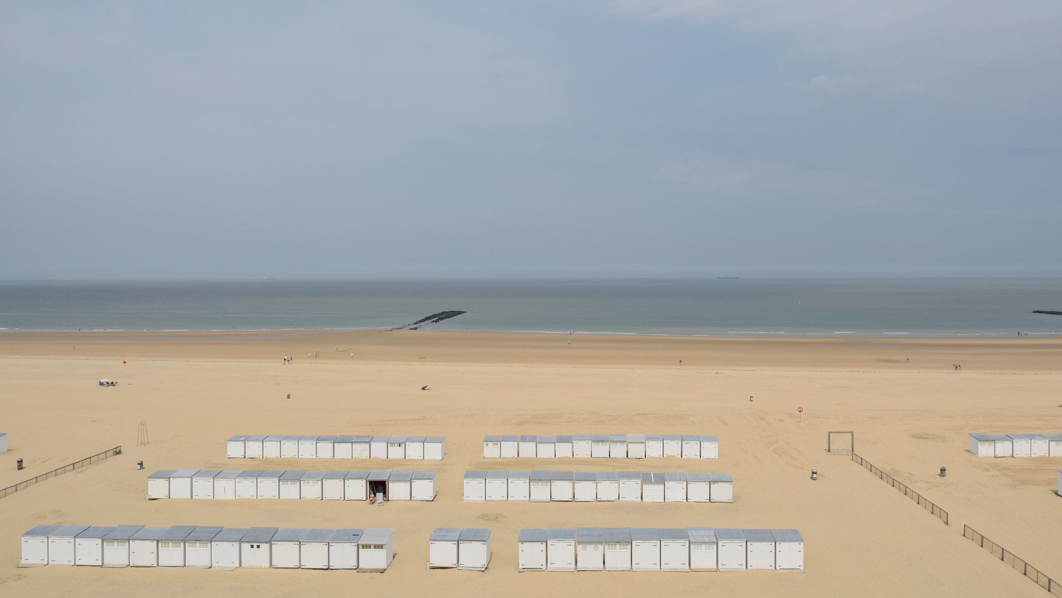 Ruim appartement met frontaal zeezicht aan het Albertstrand foto 27