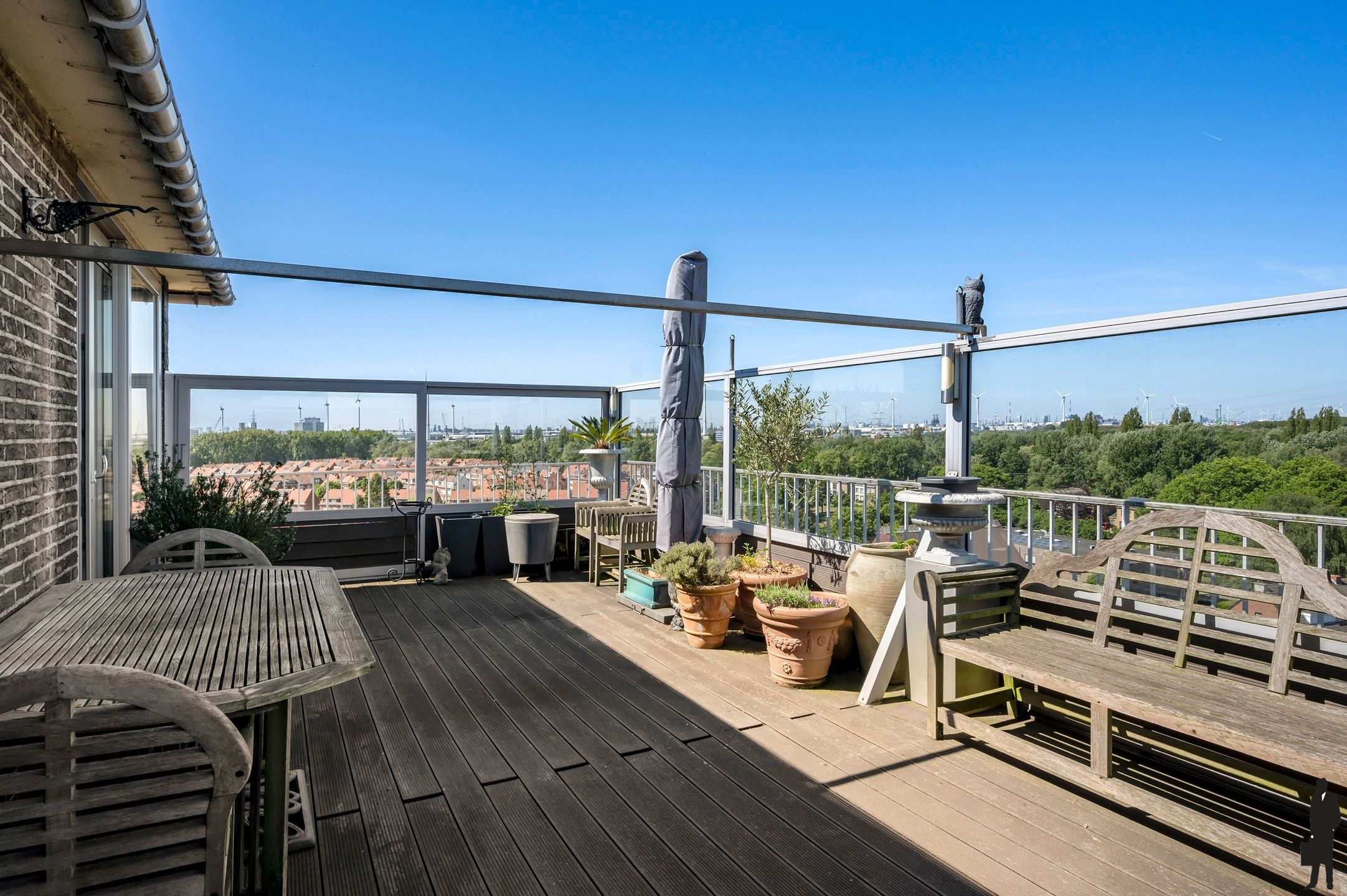 Appartement in Ekeren met prachtig zicht vanaf het privé-dakterras! foto {{pictureIndex}}