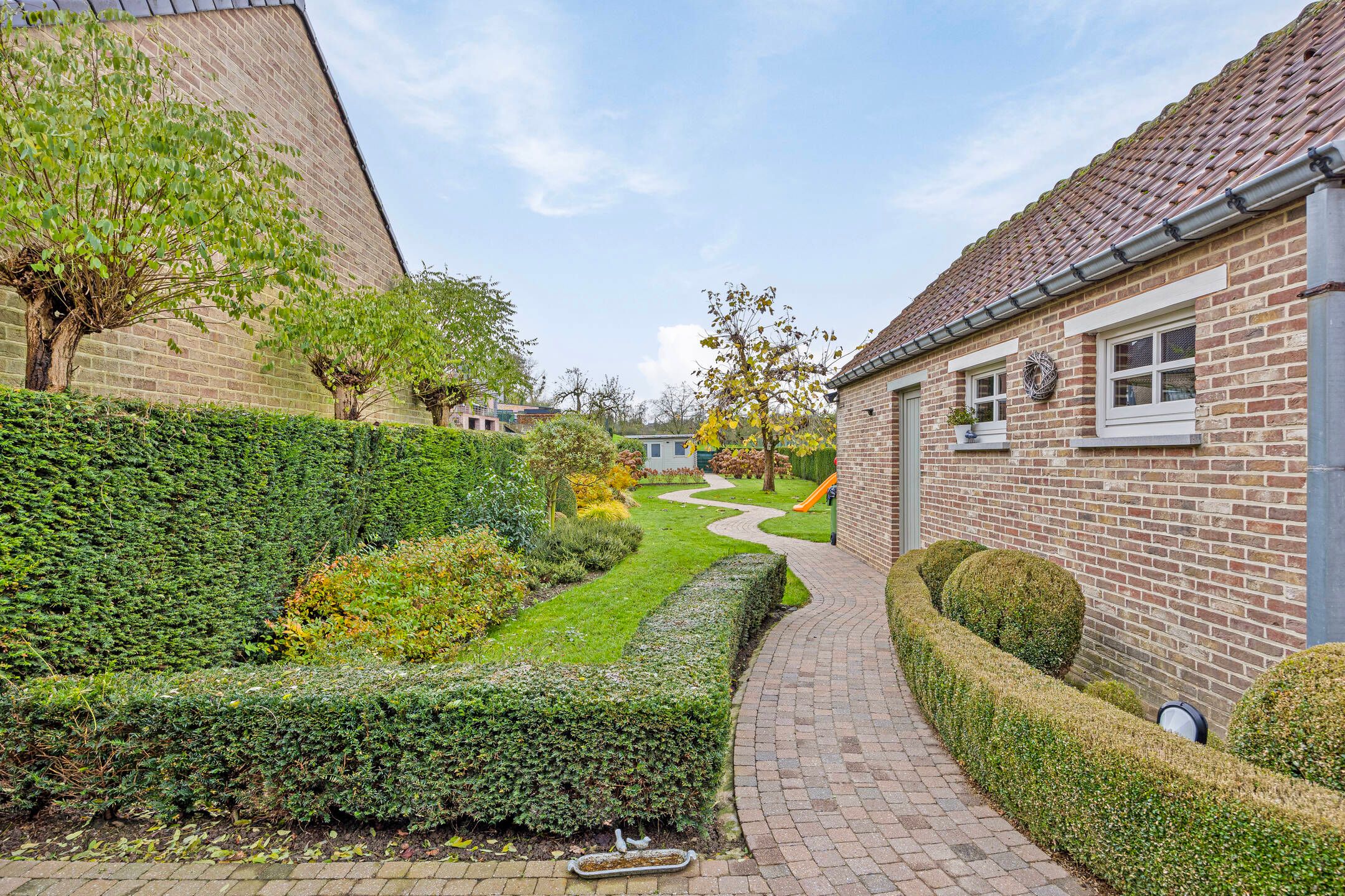 Charmante, instapklare woning met 3 slaapkamers, vrijstaande garage en zonnepanelen in Genoelselderen foto 16