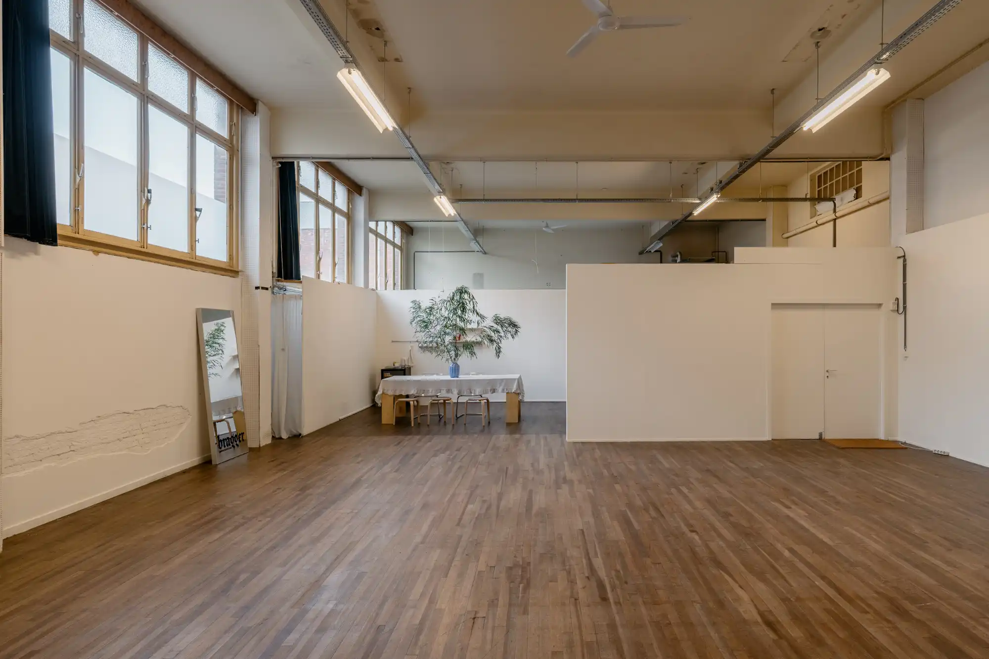 GOING NORTH: van turnzaal naar ruimte voor vorm in het voormalige Sint-Elisabethinstituut in Merksem foto 8