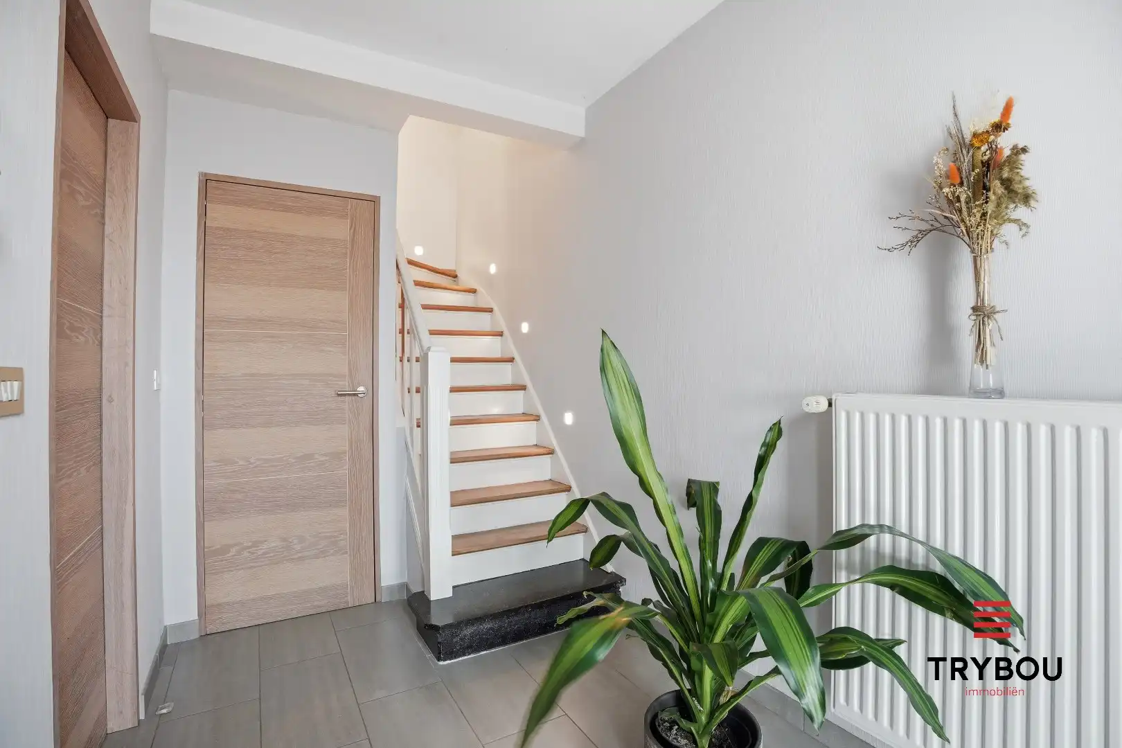 Energiezuinige woning met 4 slaapkamers in Hooglede! foto 3