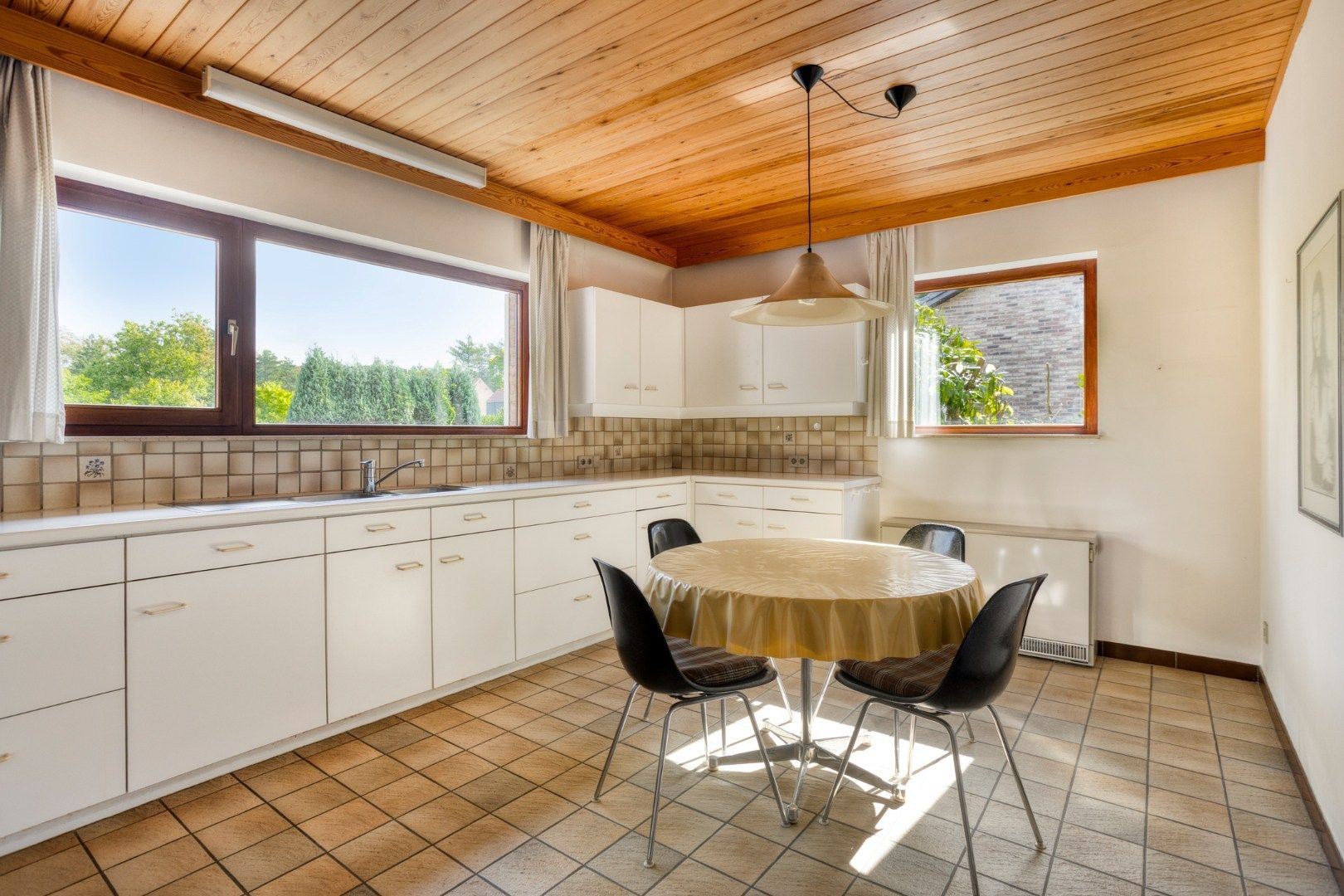 Ruime gezinswoning met grote tuin op perceel van 10a 29ca in Oud-Heverlee – bewoonbare opp. 226 m² foto 10