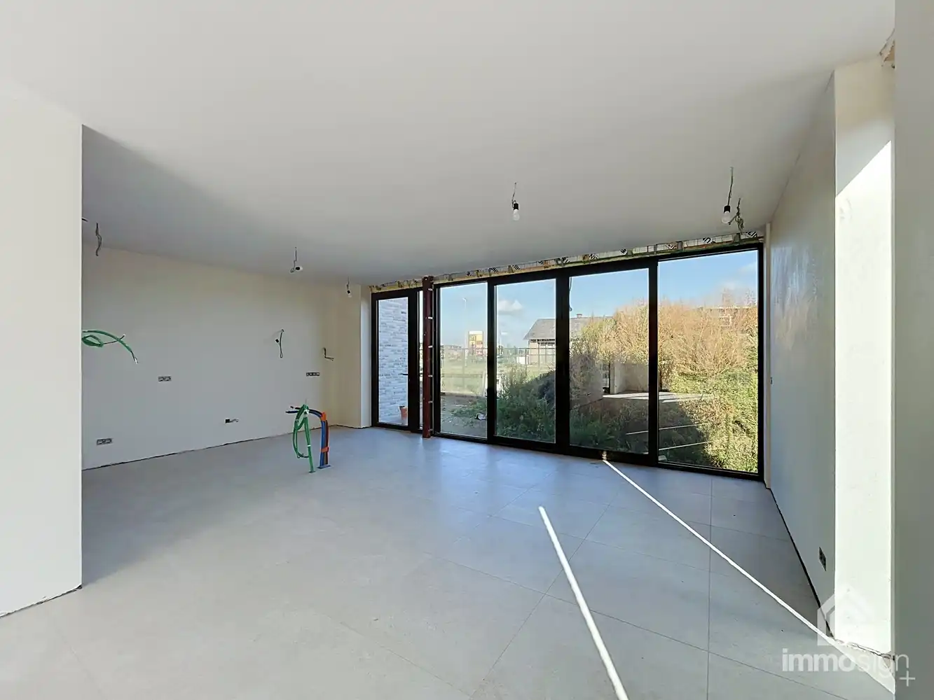 Moderne nieuwbouwwoning op toplocatie in Bree – comfortabel, energiezuinig en volledig afgewerkt foto 5