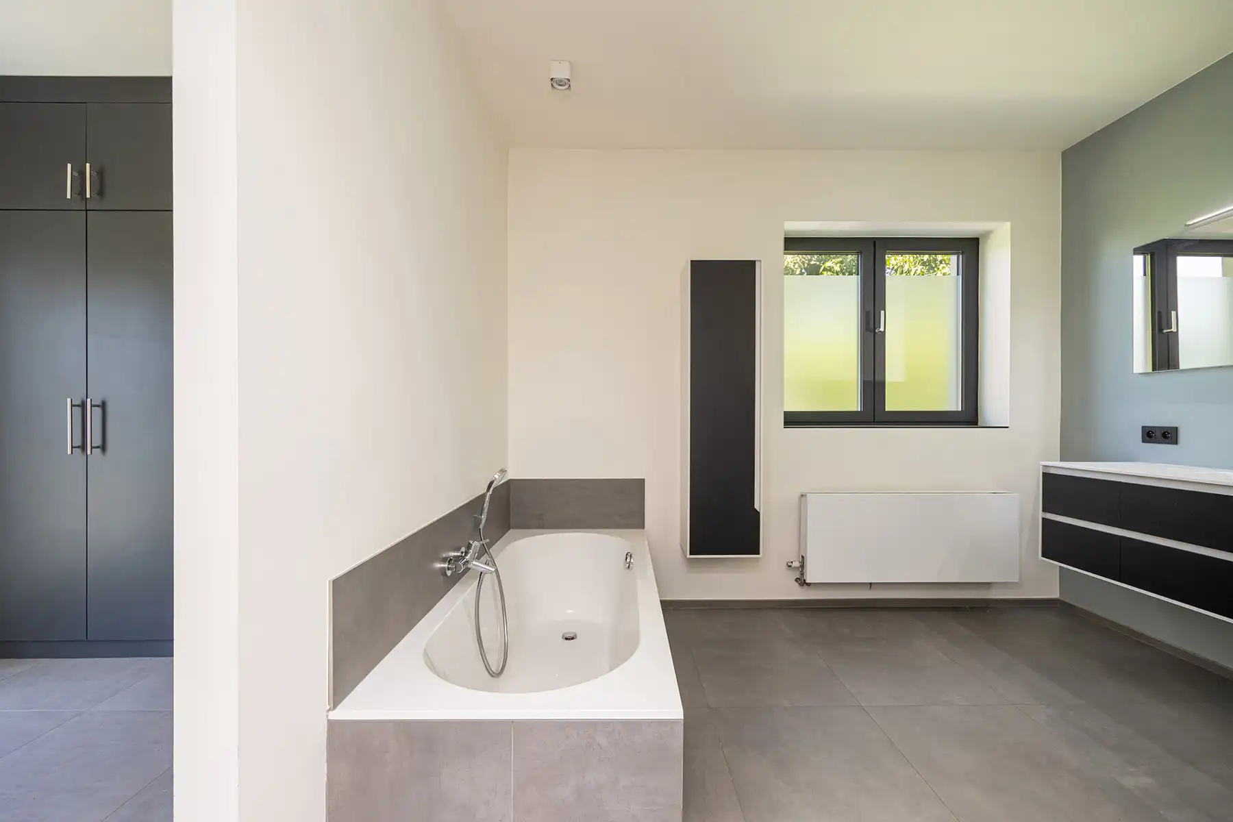 Instapklare bungalow op een perceel van ruim 40 are foto 23