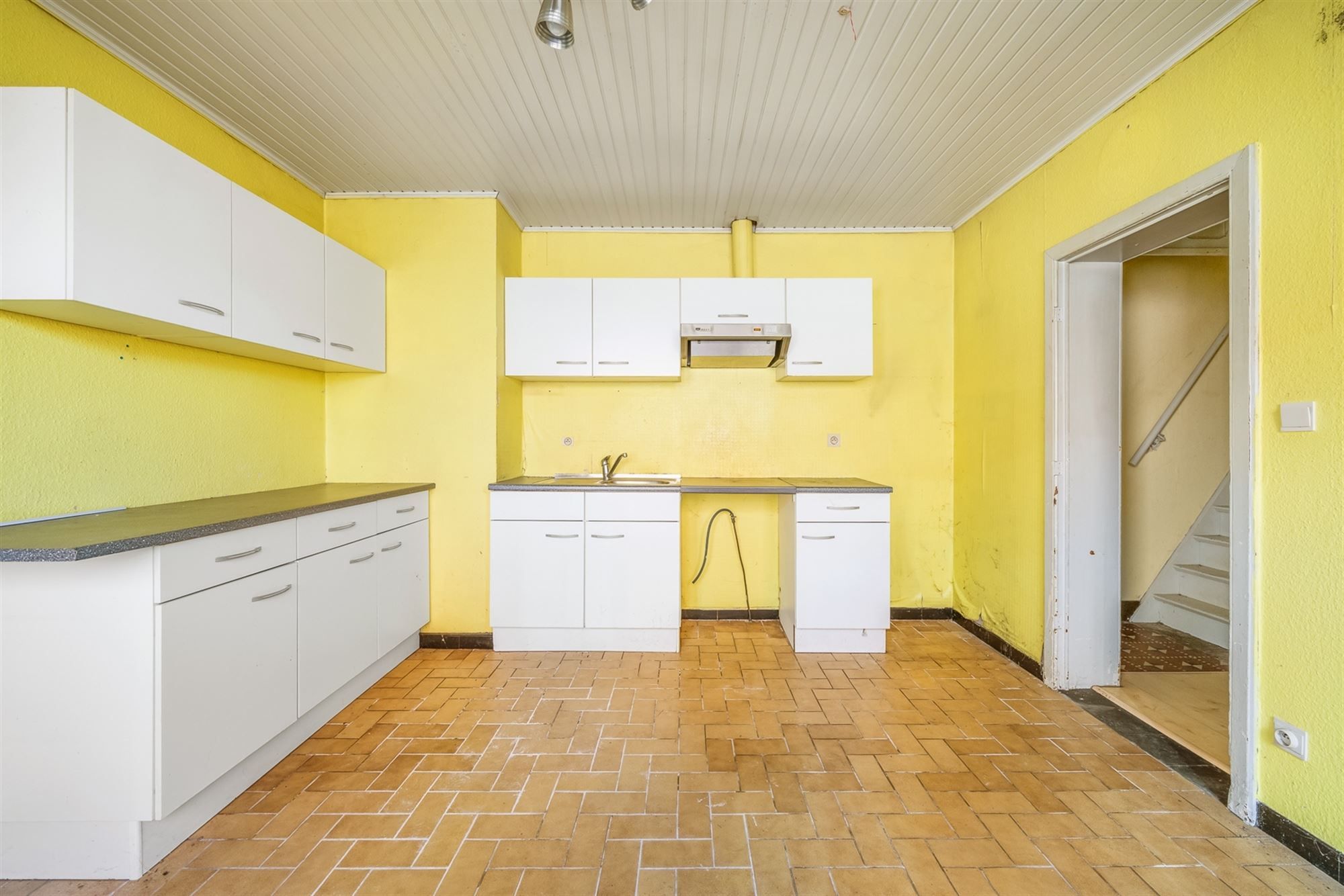 TE RENOVEREN WONING MET 2 SLAAPKAMERS GELEGEN OP EEN PERCEEL VAN 3A94CA TE HAM foto 7