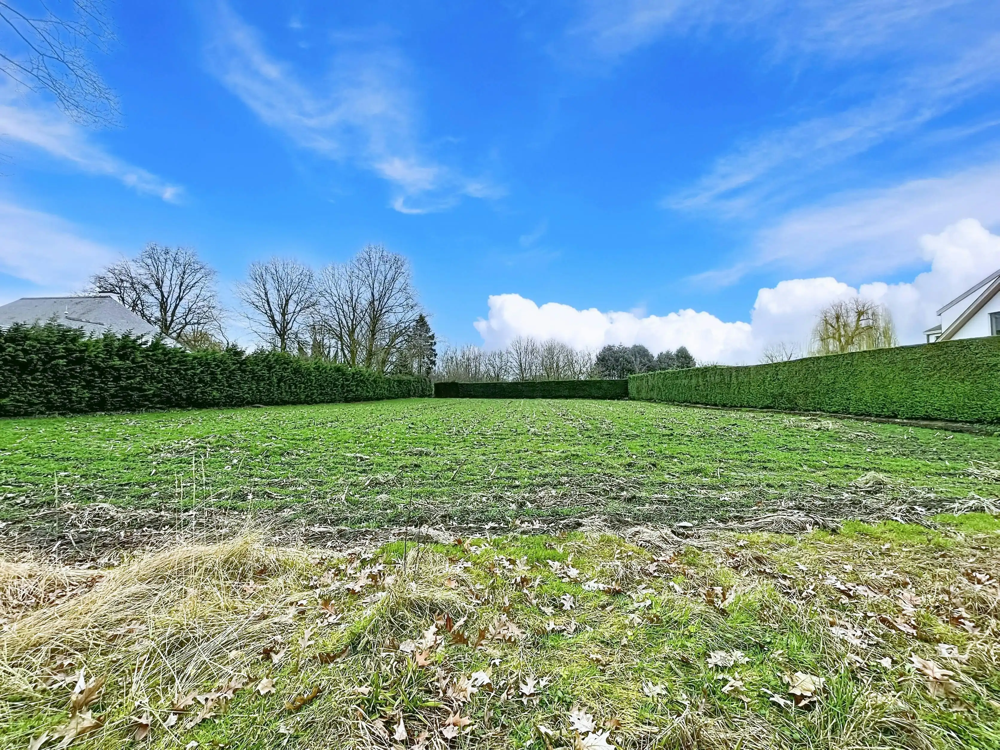Uniek perceel bouwgrond van 3.421 m² te koop in Eeklo foto {{pictureIndex}}