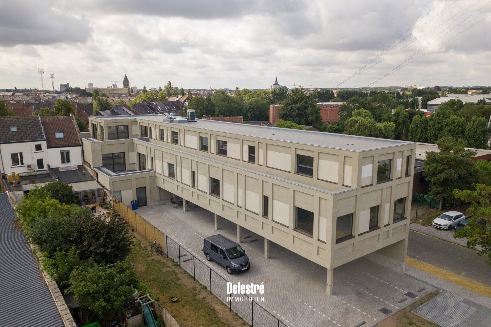 UNIEKE NIEUWBOUWKANTOREN MET PARKING foto 2