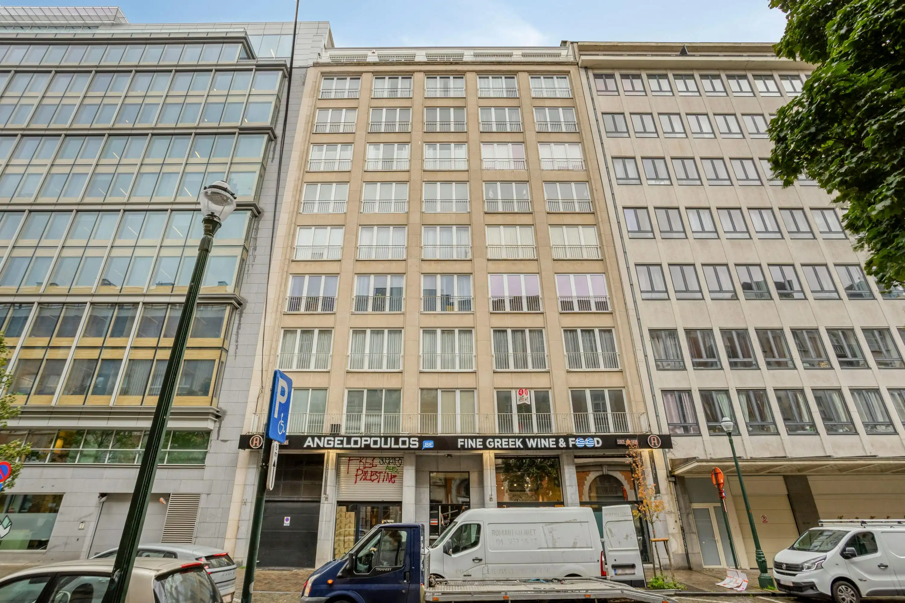 Appartement drie slaapkamers te koop in centrum Brussel foto 19