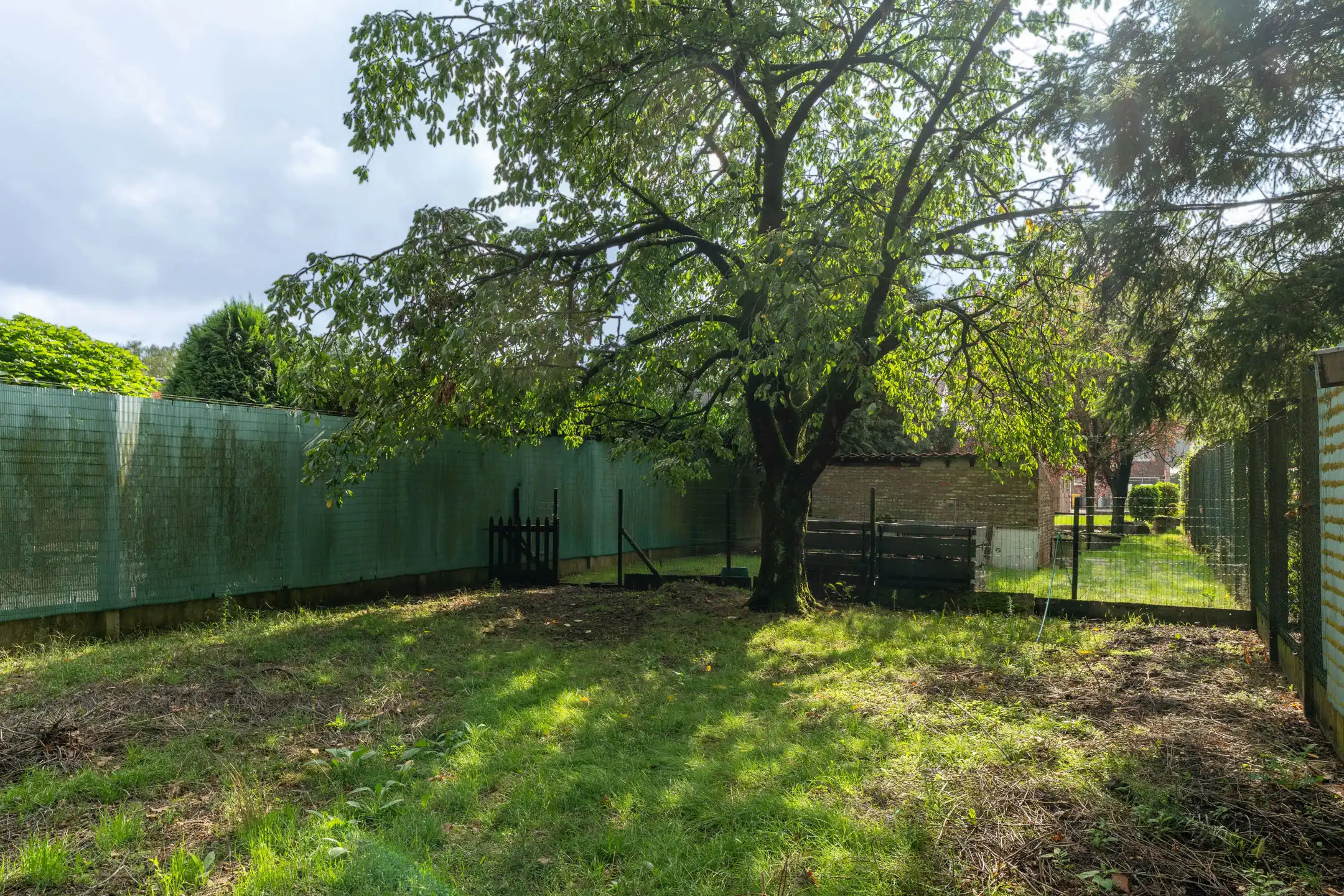 Gunstig gelegen won&nbsp;met 3 slpk, garage en grote tuin  919 m² foto 39