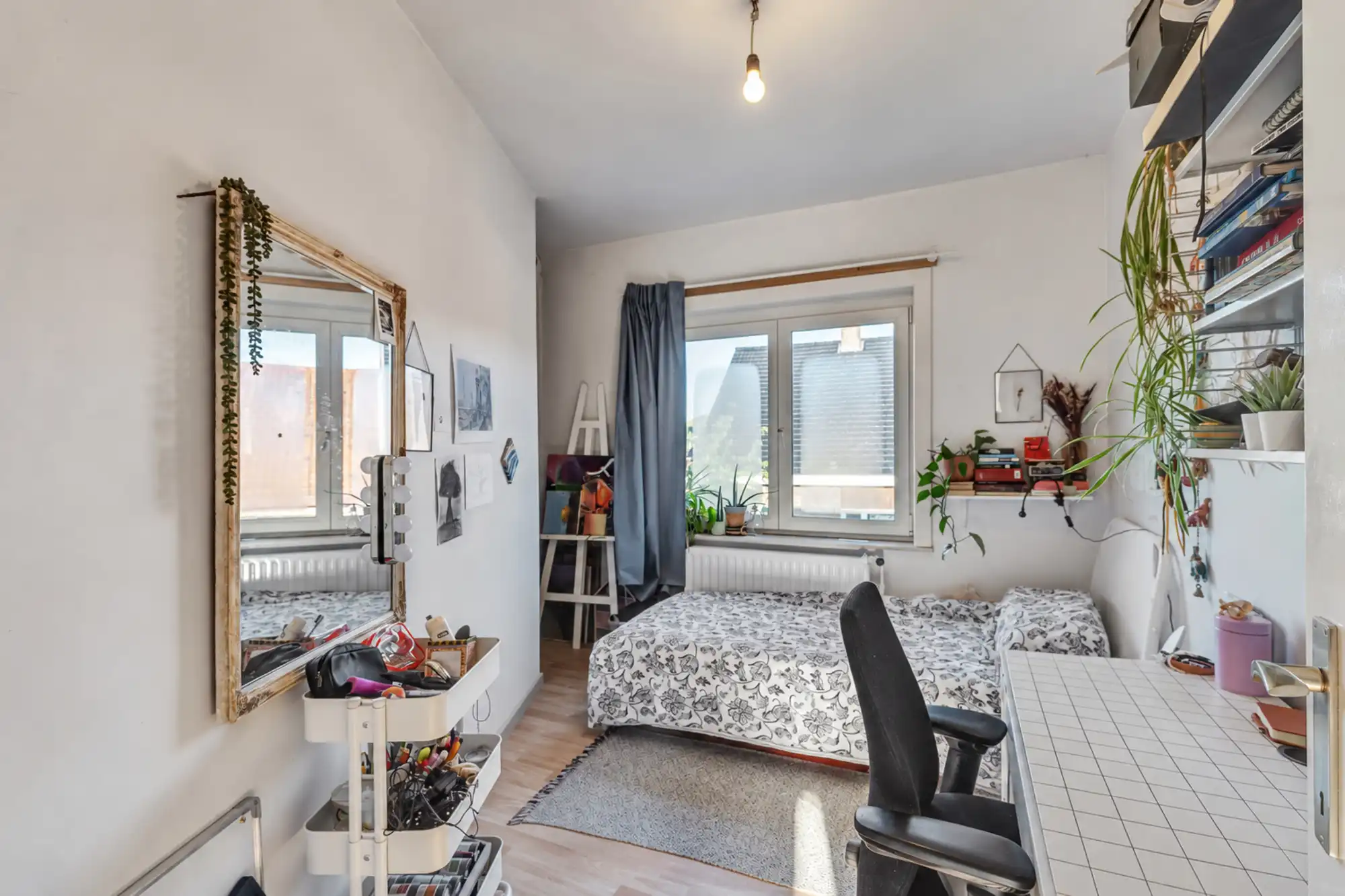 Te renoveren halfopen woning met tuin op toplocatie foto 9