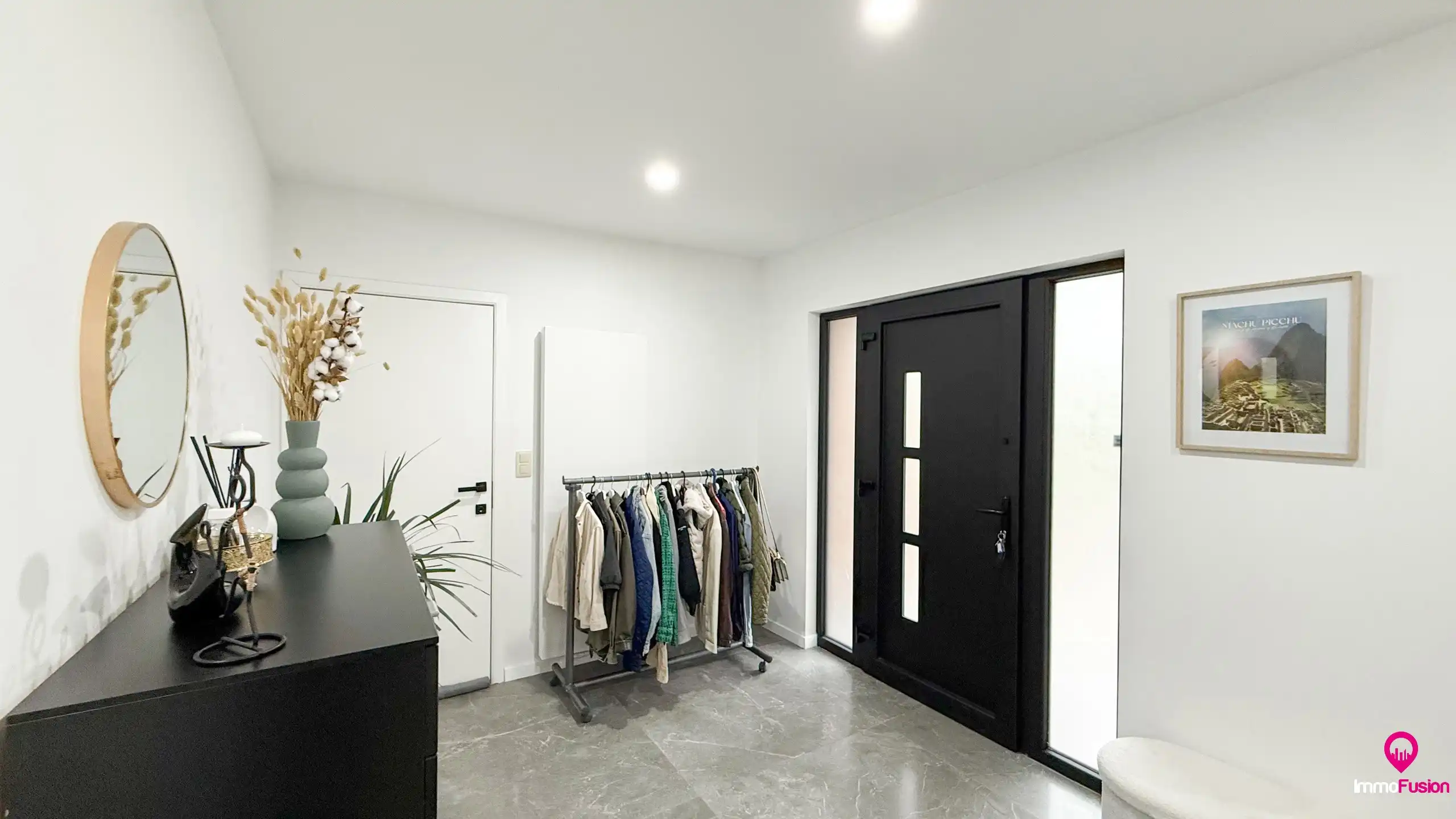 Gerenoveerde woning met 3 slaapkamers en ruime tuin! foto 14