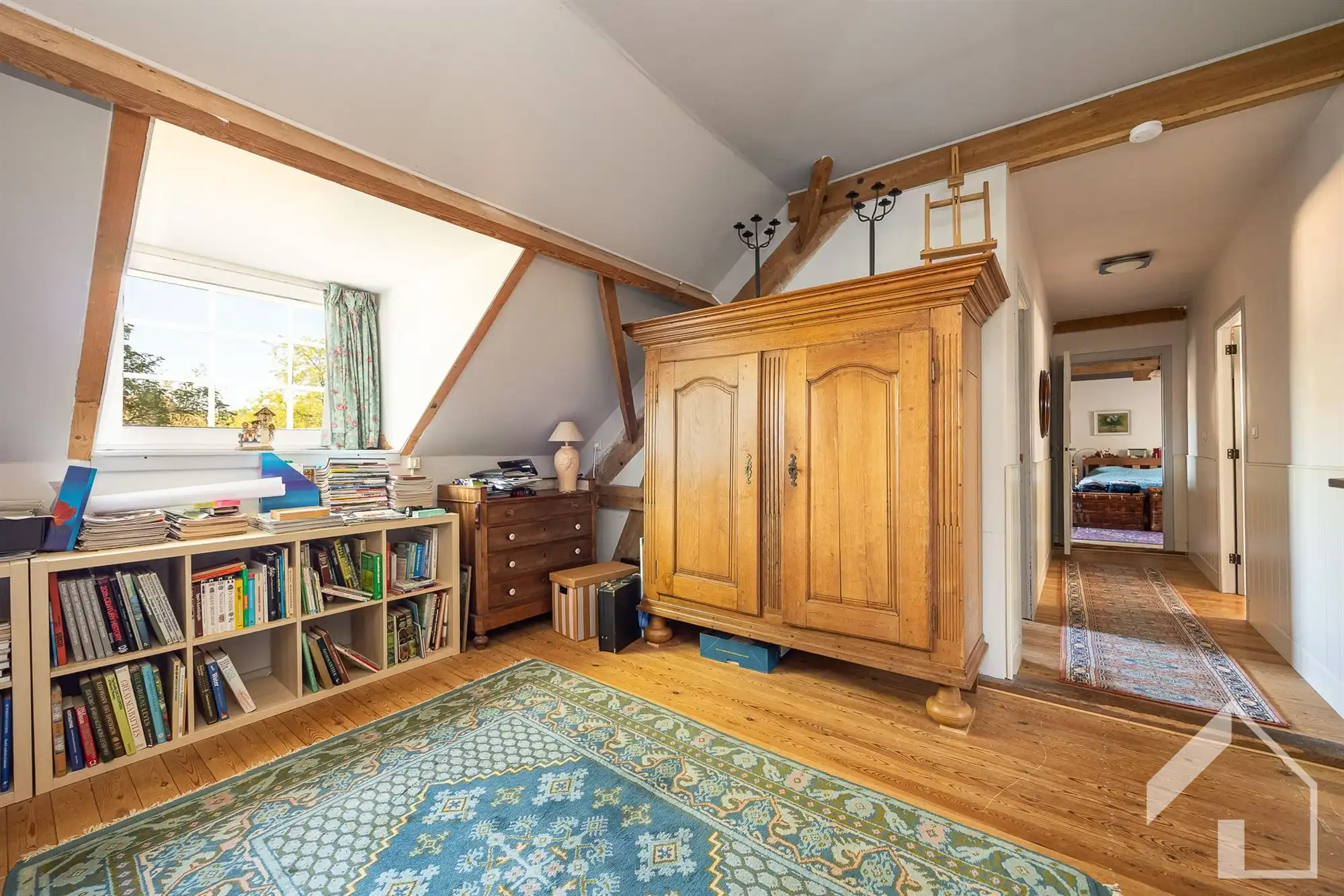 Unieke hoeve bestaande uit 2 individuele woningen en atelier foto 20