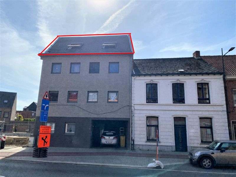 Dakstudio met parking centrum Geel! foto {{pictureIndex}}