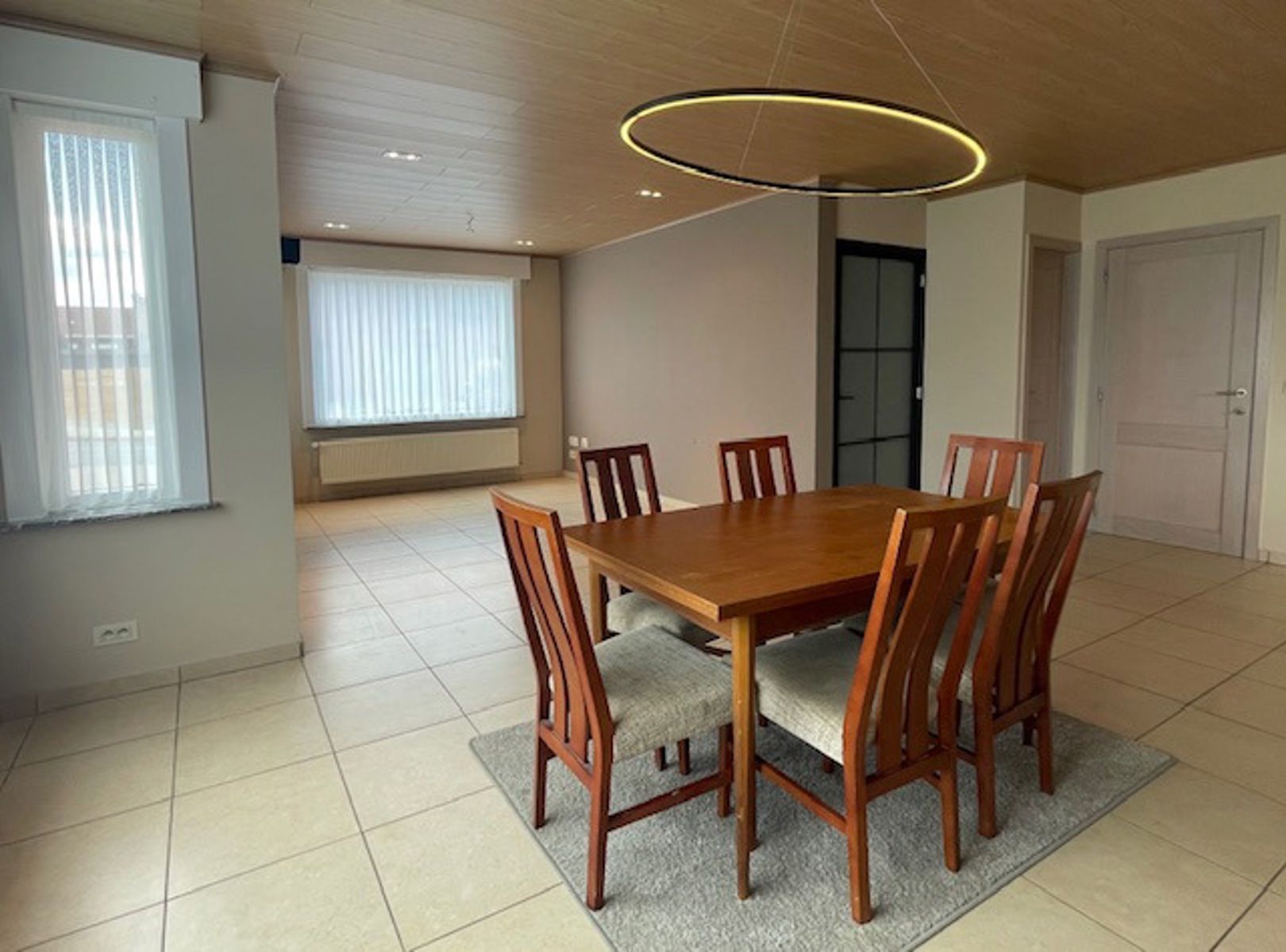 Gezellige, instapklare hoekwoning met garage  foto 6