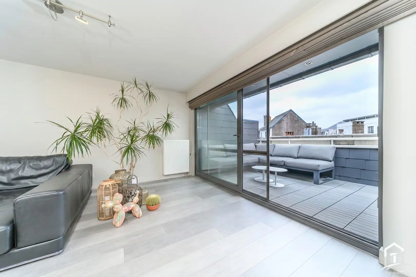 Bemeubeld appartement in hartje van Aalst foto 6