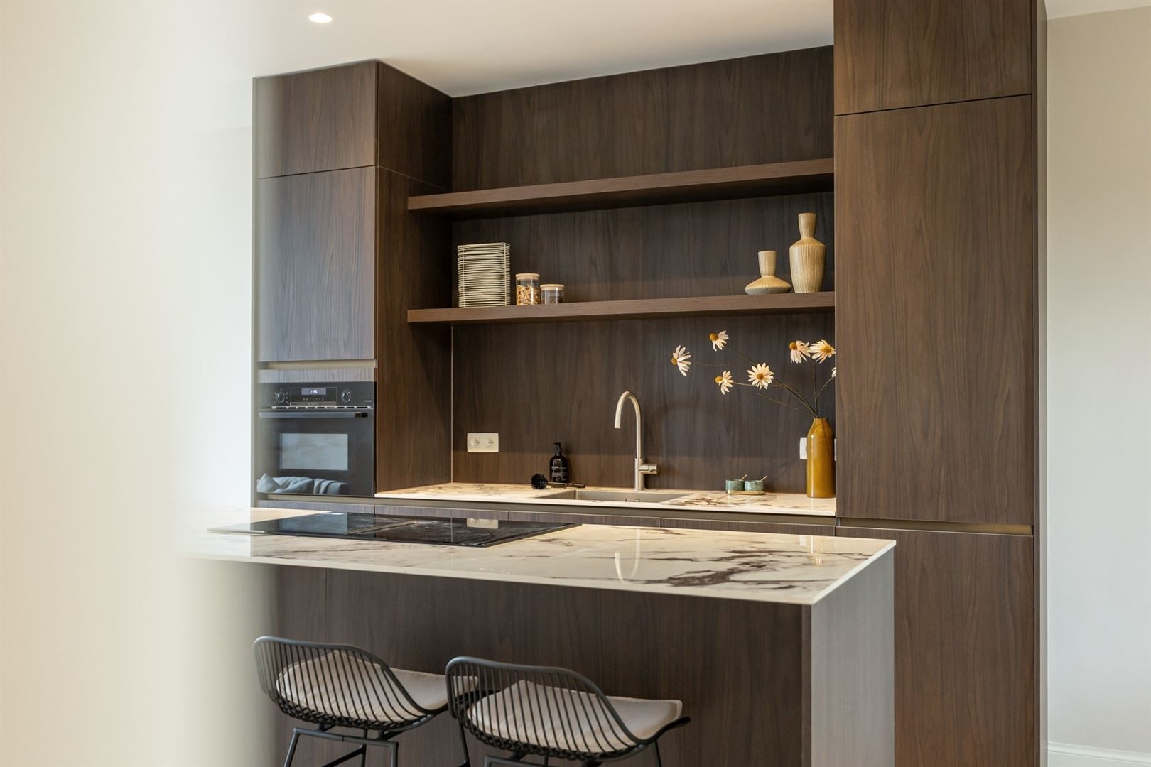 Renovatieproject met leuk terras foto 6