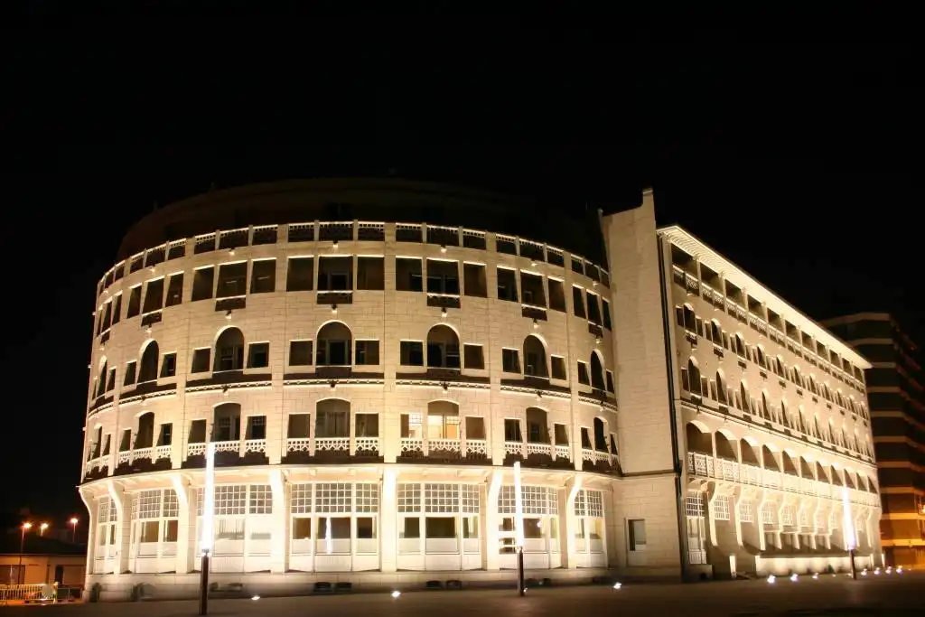 Exclusief appartement met 7 hotelkamers in het iconische Grand Hotel Bellevue – “De Rotonde” – Westende-Bad foto 20