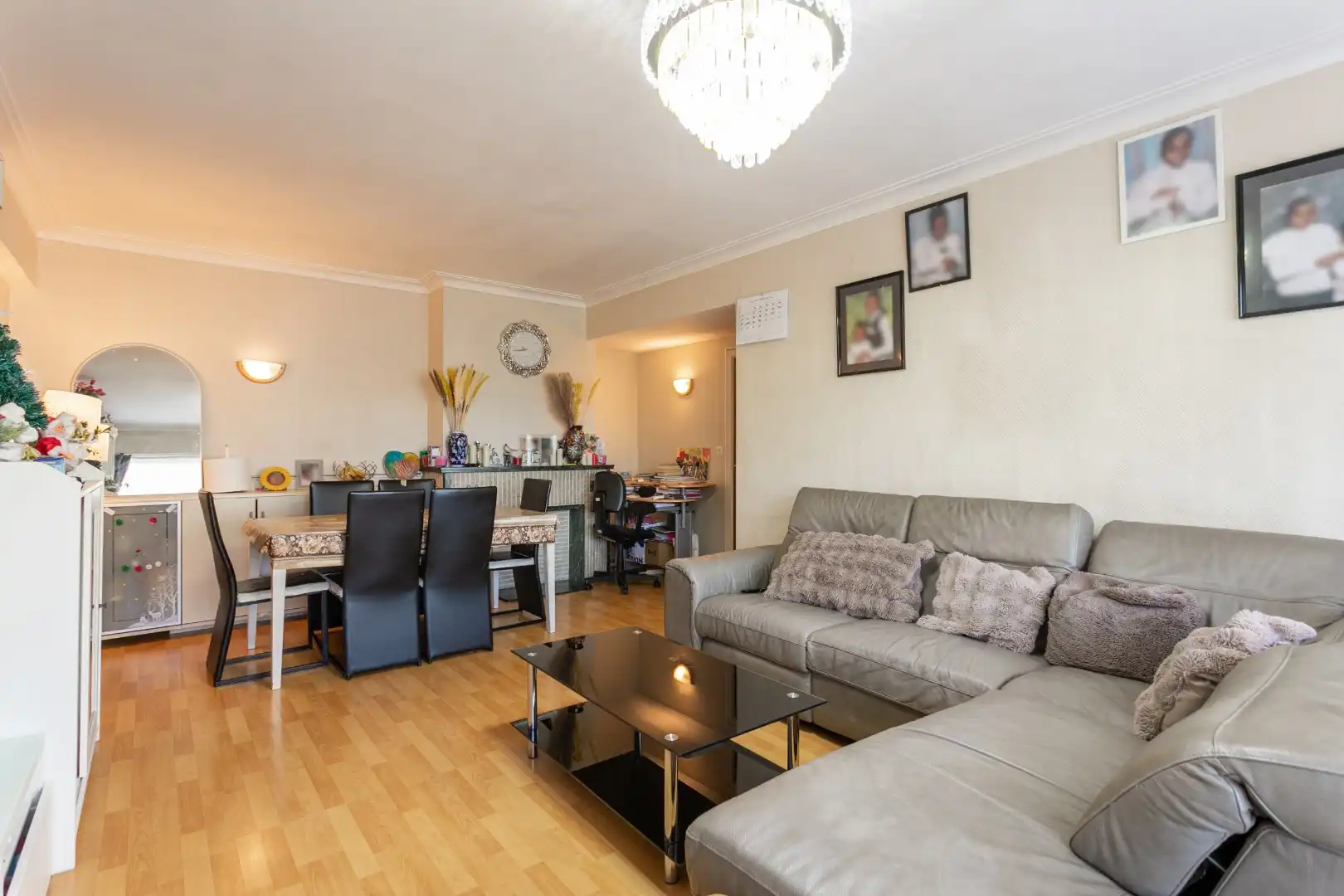 Appartement met 2 slaapkamers, terras en kelder te Anderlecht foto 5