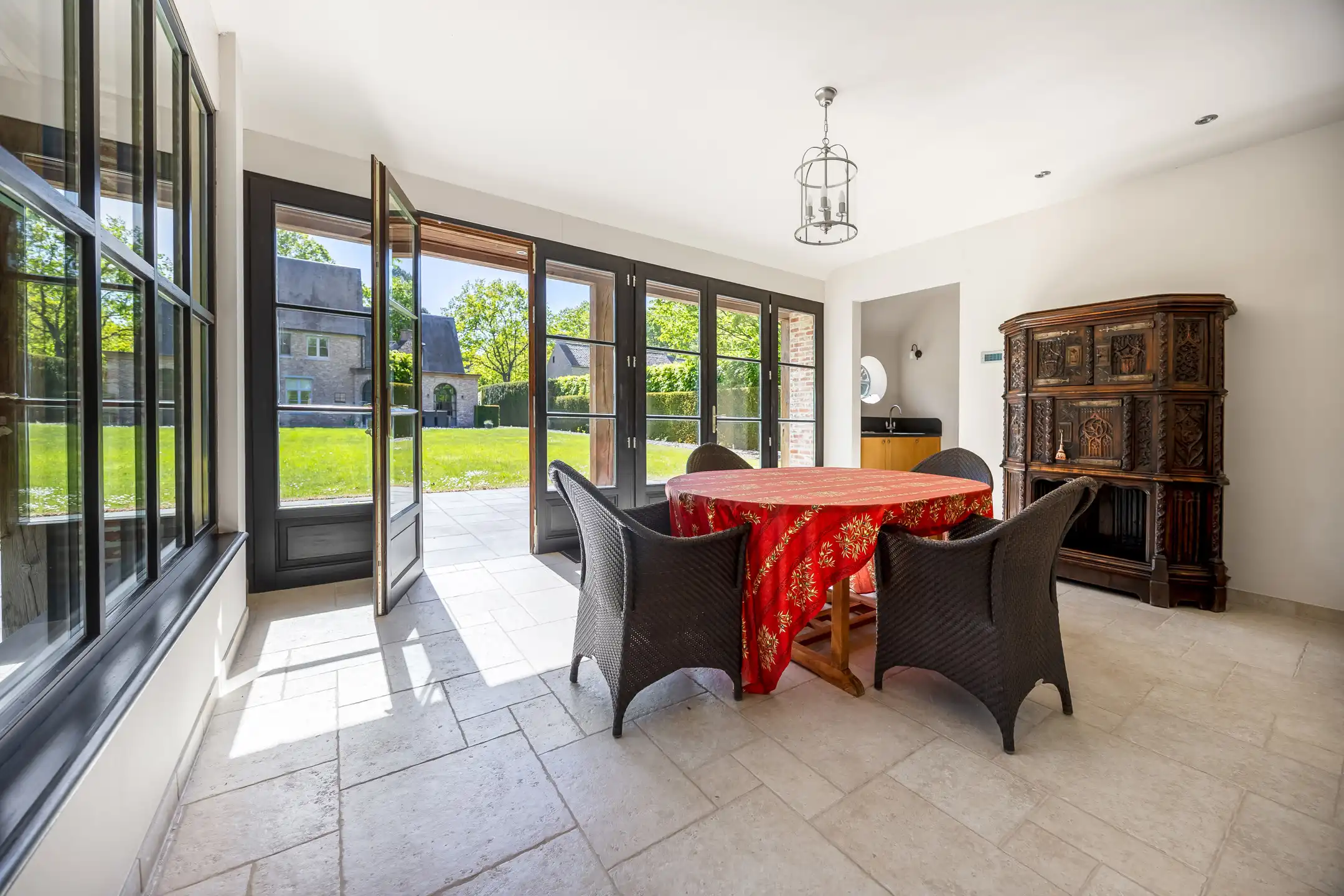 Exclusieve villa met lift, bijgebouw en EPC A  foto 37