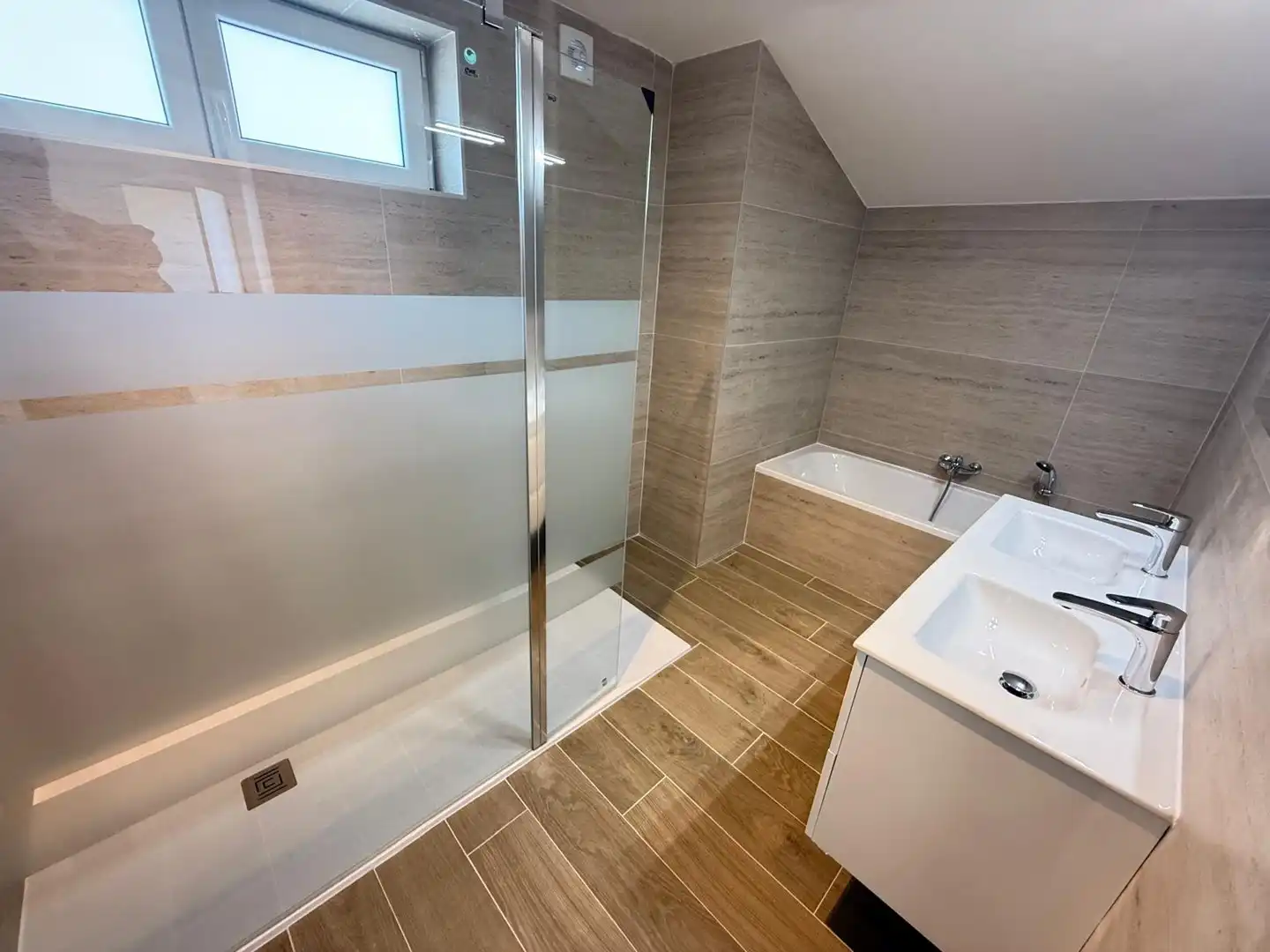 GERENOVEERDE WONING foto 13