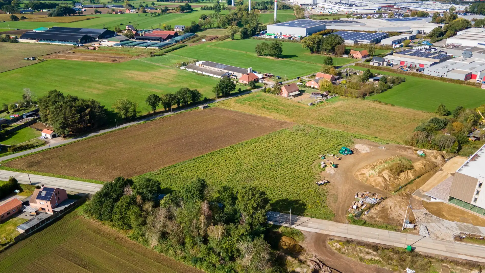 Gelijkvloerse woning op een perceel van 10180m²! foto 18