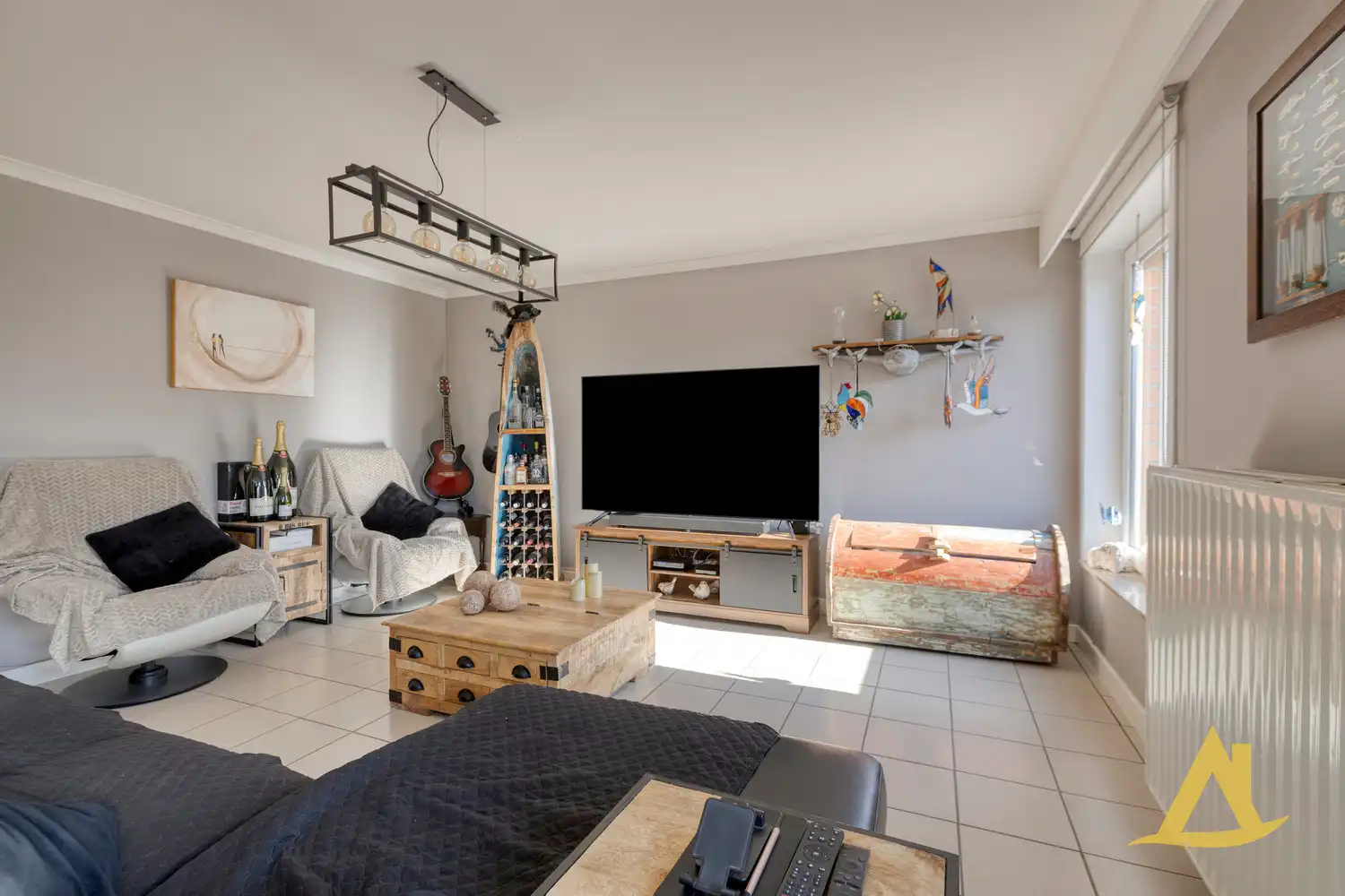 ZEER RUIM APPARTEMENT MET STUDIO EN 2 AUTOSTAANPLAATSEN TE DIEST! foto 7