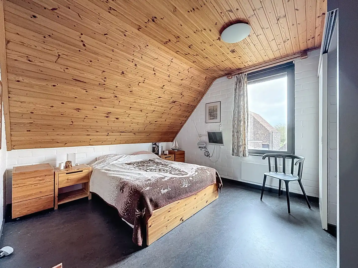 Op te knappen duplex appartement met 1 slaapkamer nabij de havengeul foto 6