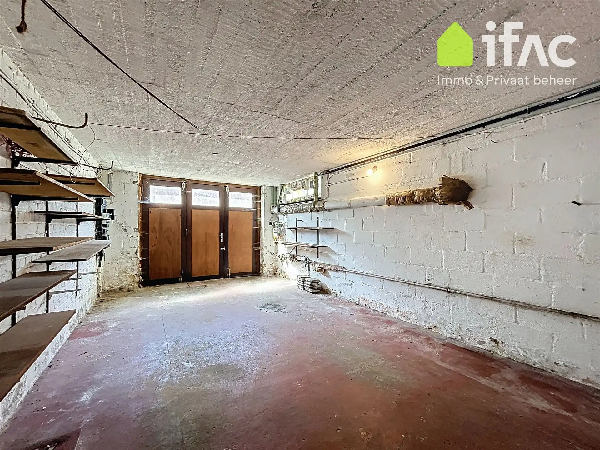 Uitstekend gelegen halfopen bebouwing met 3 slaapkamers foto 27