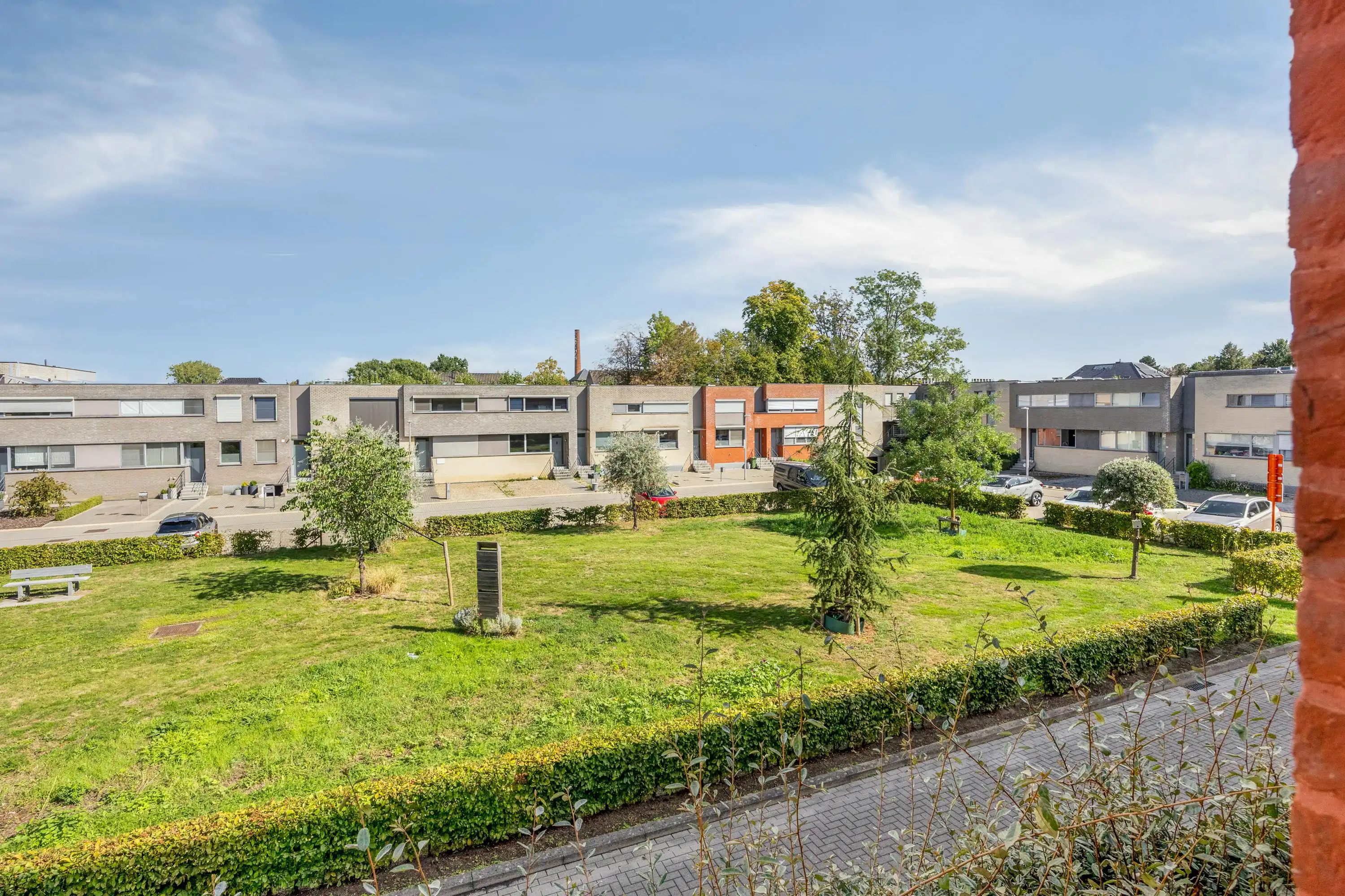 Centraal gelegen 2-slaapkamerappartement met terras te Hasselt foto 8
