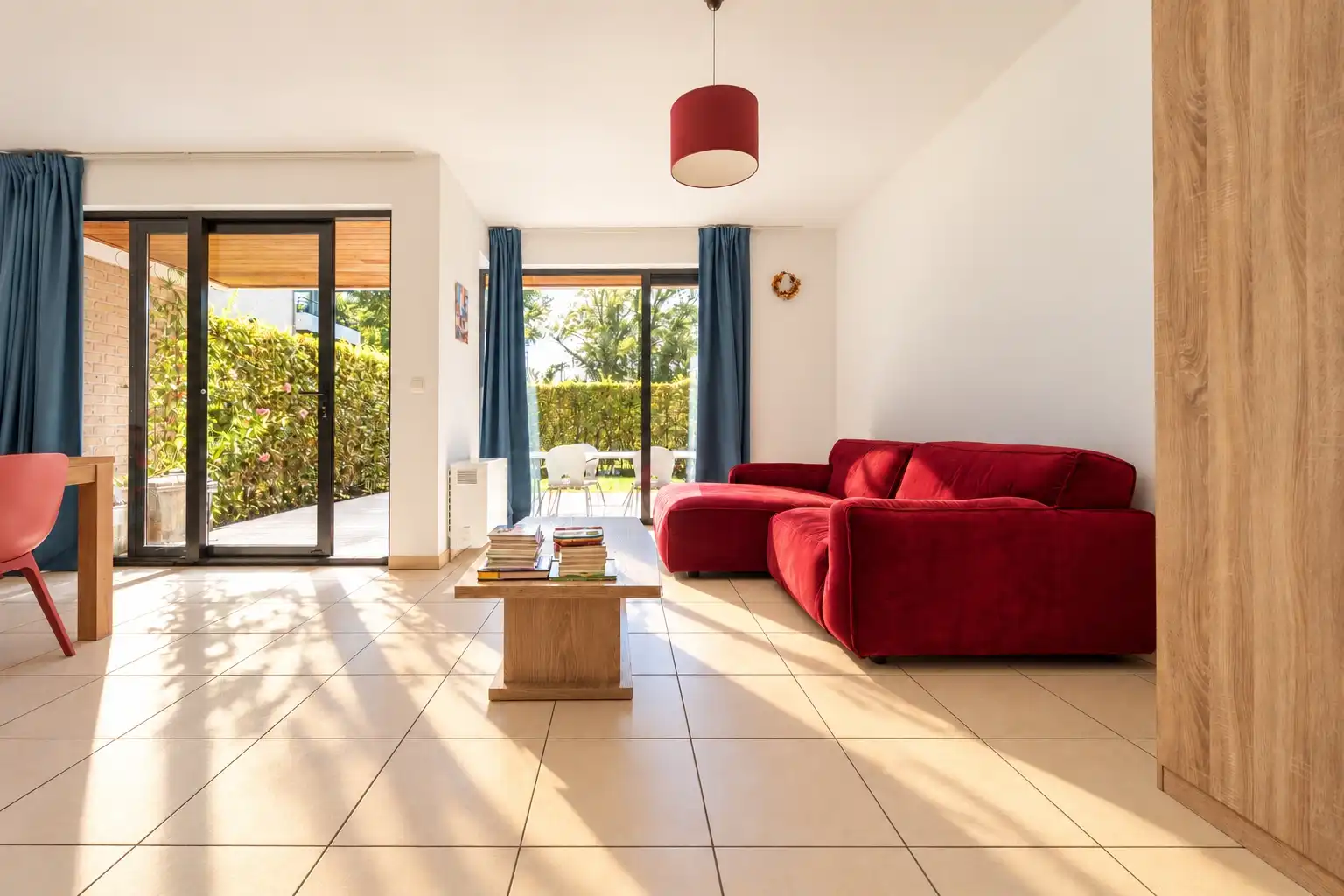 Gelijkvloers 2-slpk appartement met tuin! foto 5