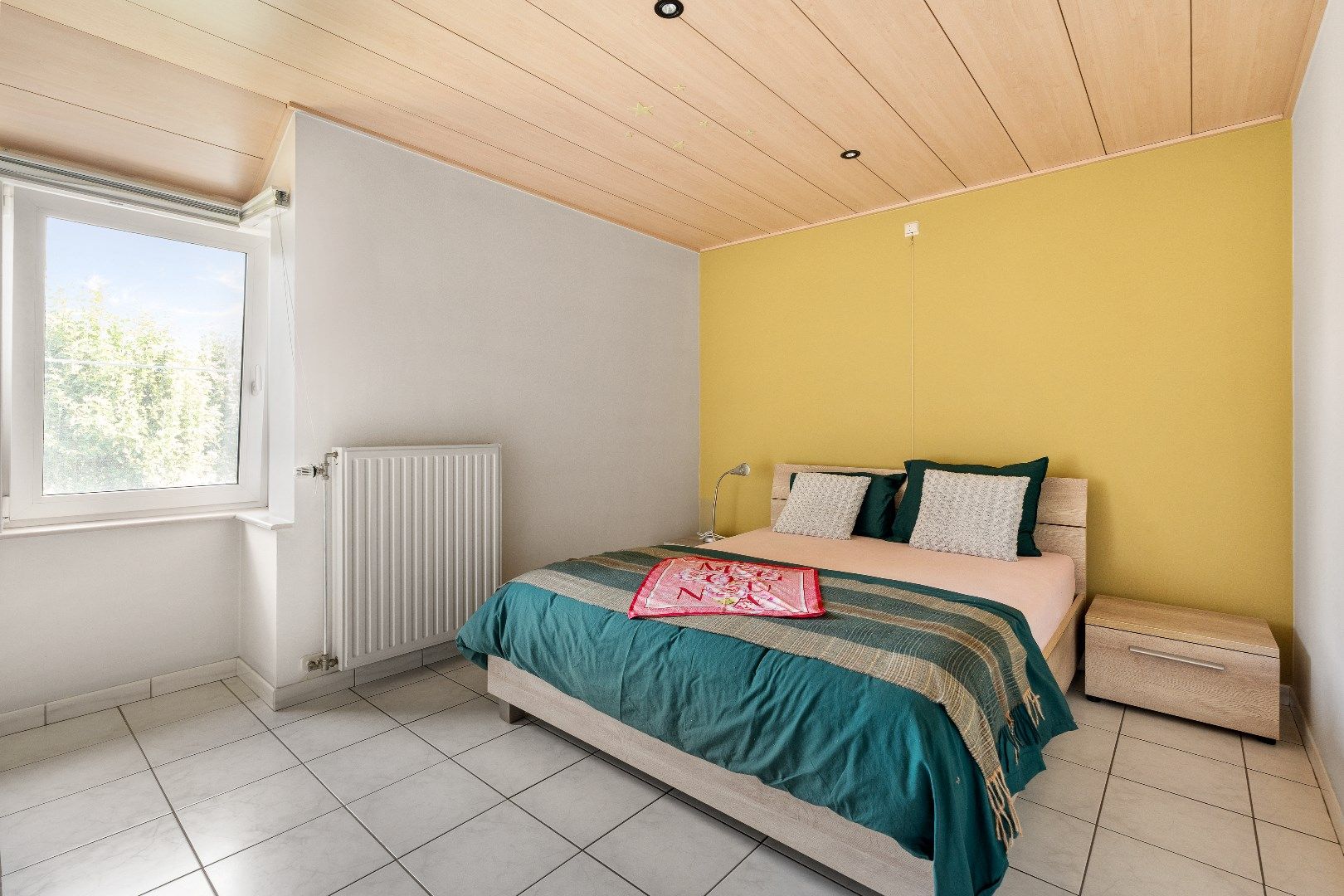 Unieke, uitstekend onderhouden villa in het hart van Ieper – rust, ruimte en comfort foto 25